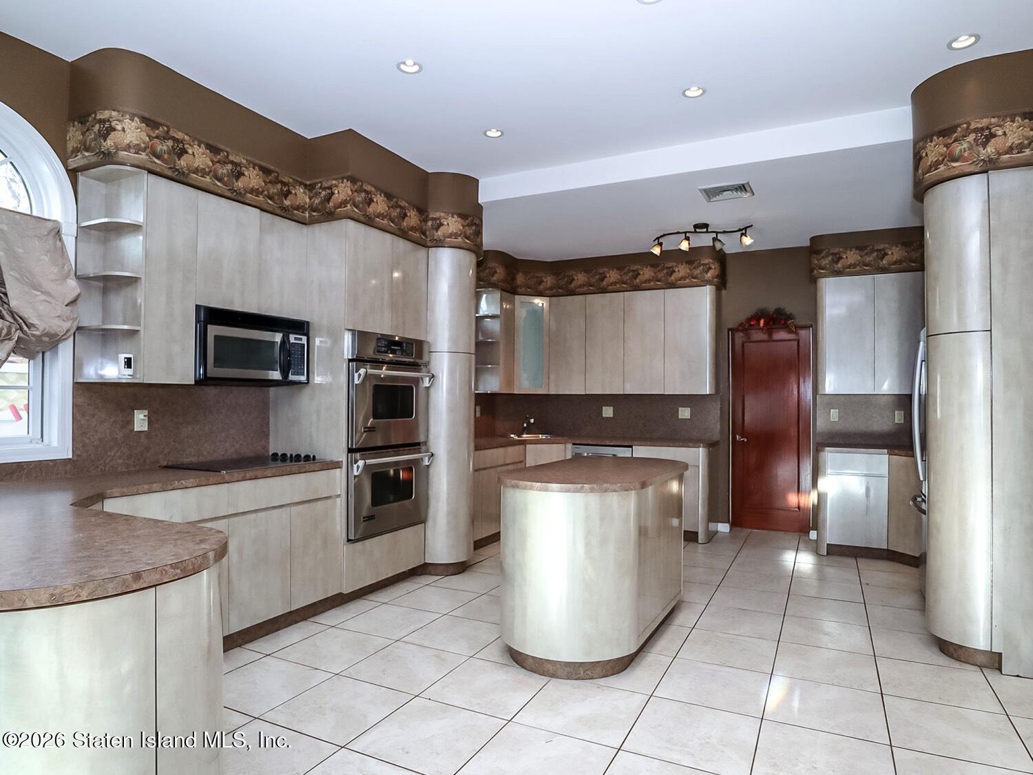 39 Hasbrouck Road, Staten Island, NY, 10304 image 15