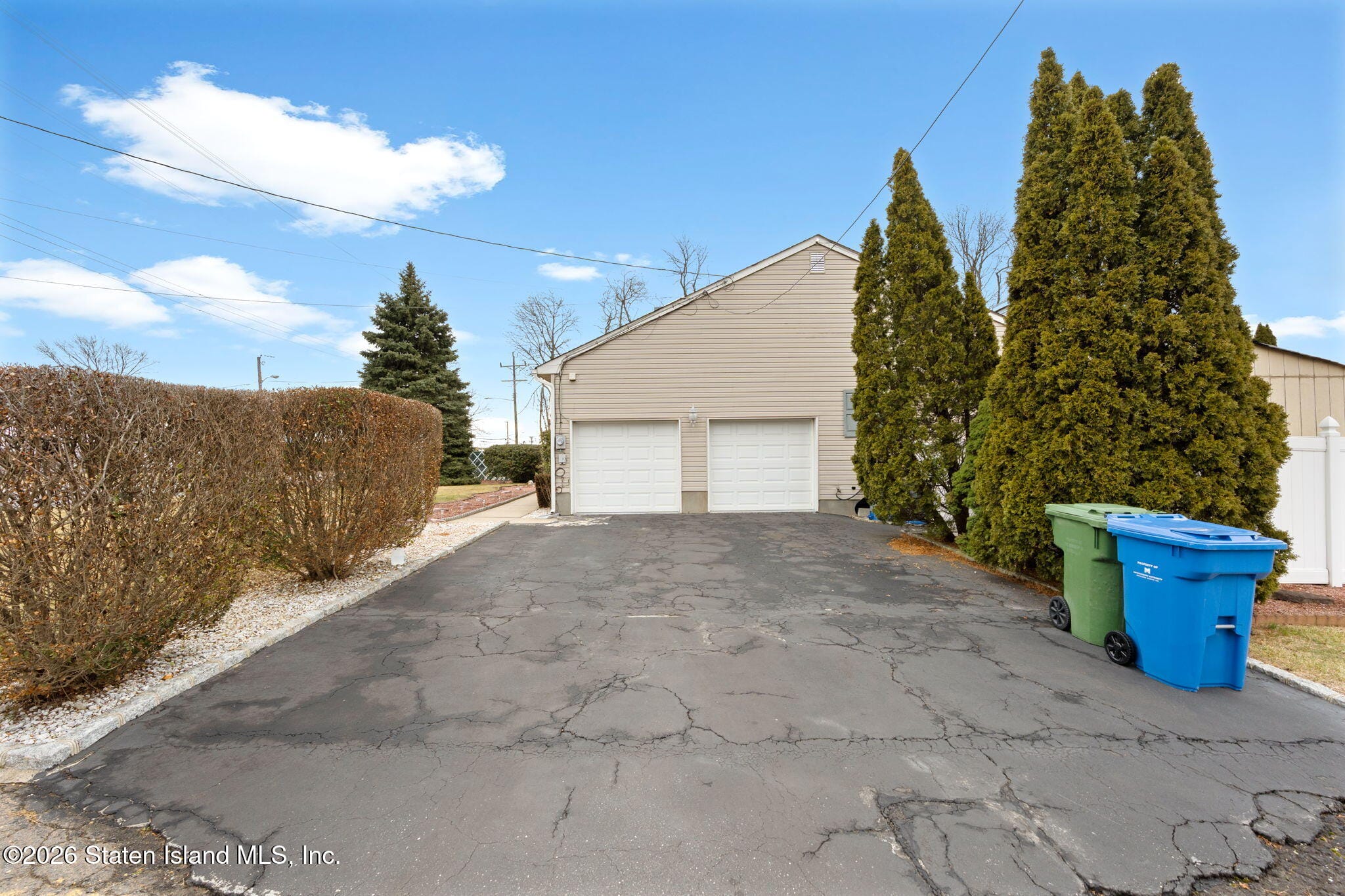 368 S Pine Avenue Image 4