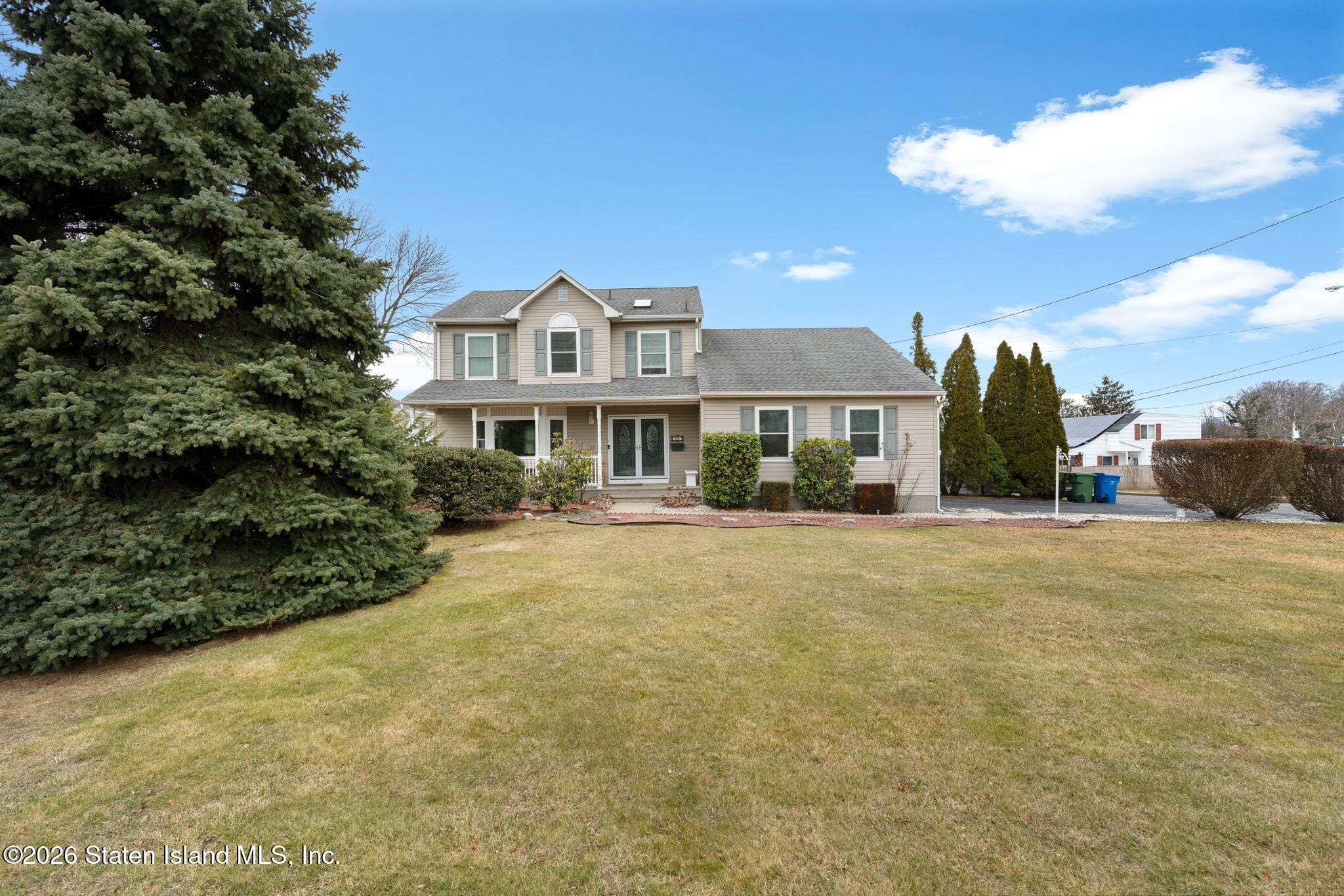 368 S Pine Avenue Image 2