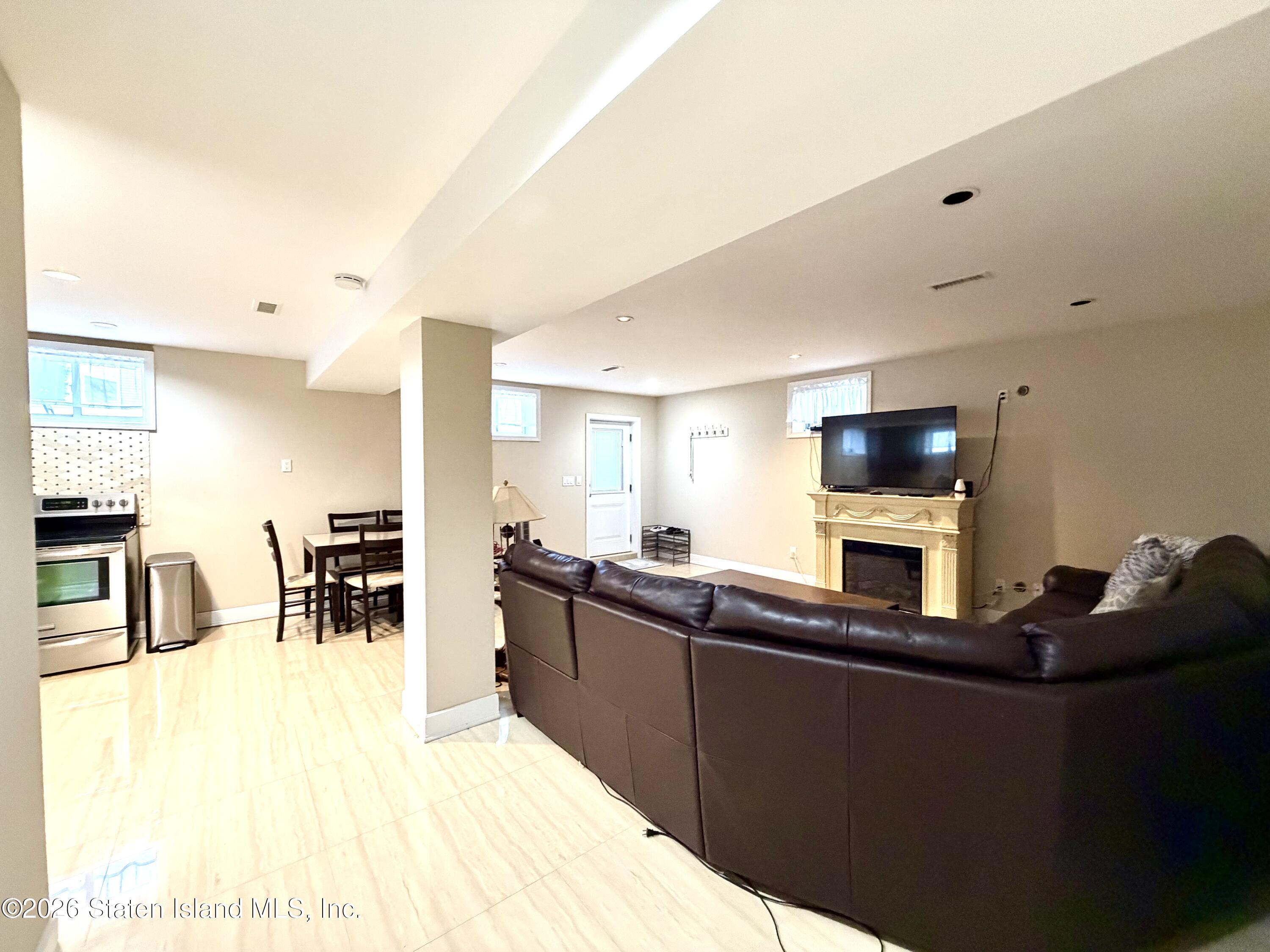 9 Boone Street, Staten Island, NY, 10314 image 21