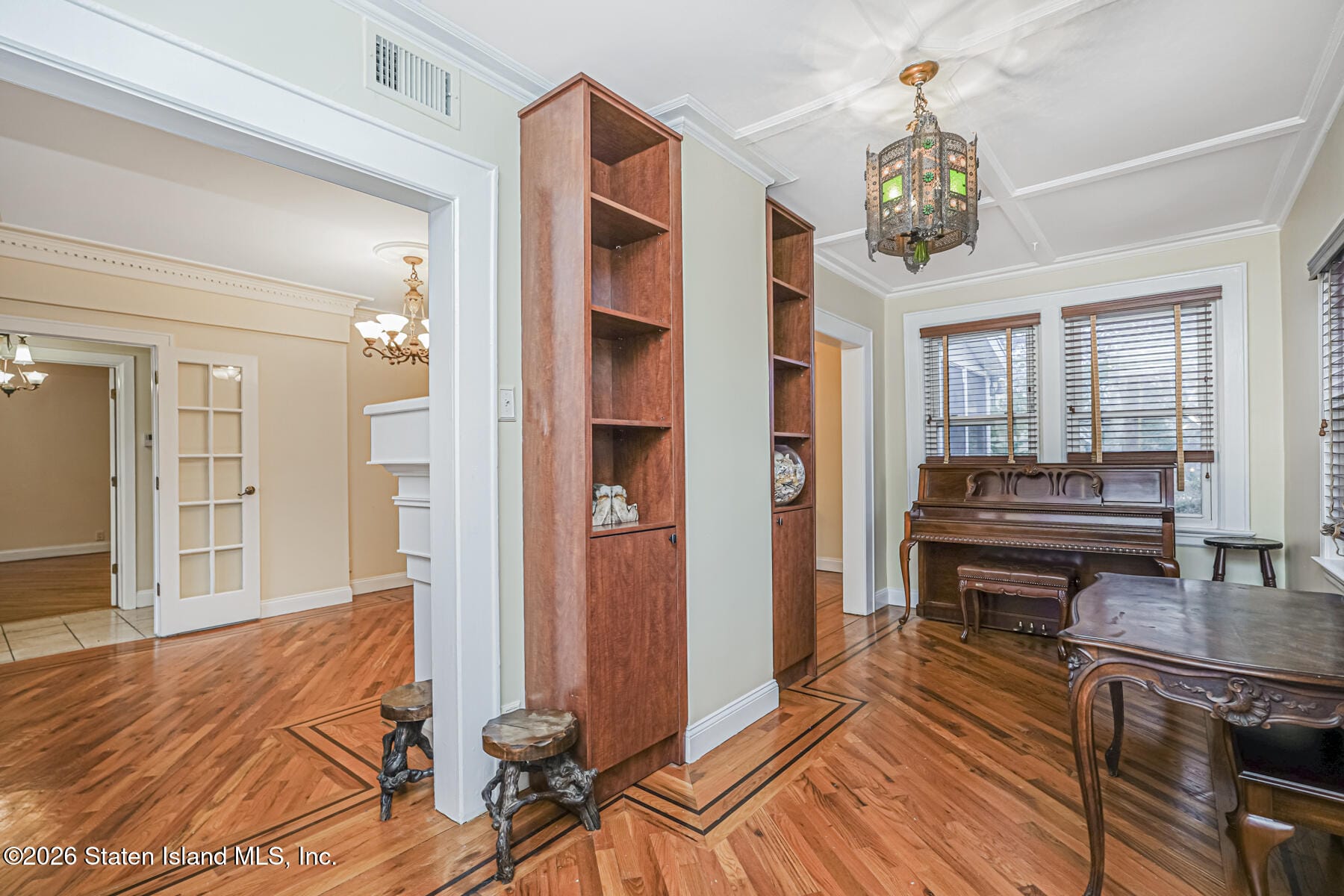 94 Hart Boulevard, Staten Island, NY, 10301 image 19