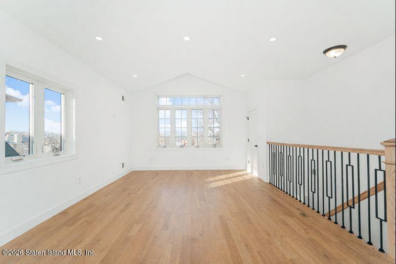 907 Rathbun Avenue, Staten Island, NY, 10309 image 22