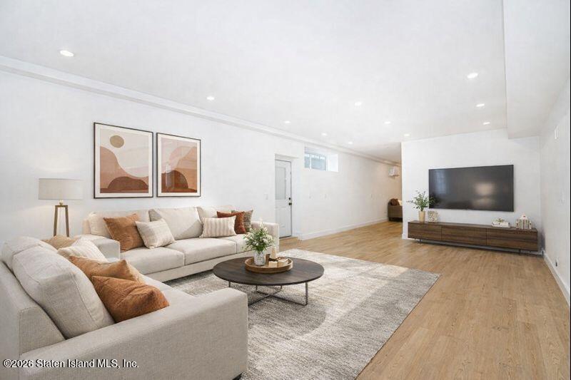 907 Rathbun Avenue, Staten Island, NY, 10309 image 15