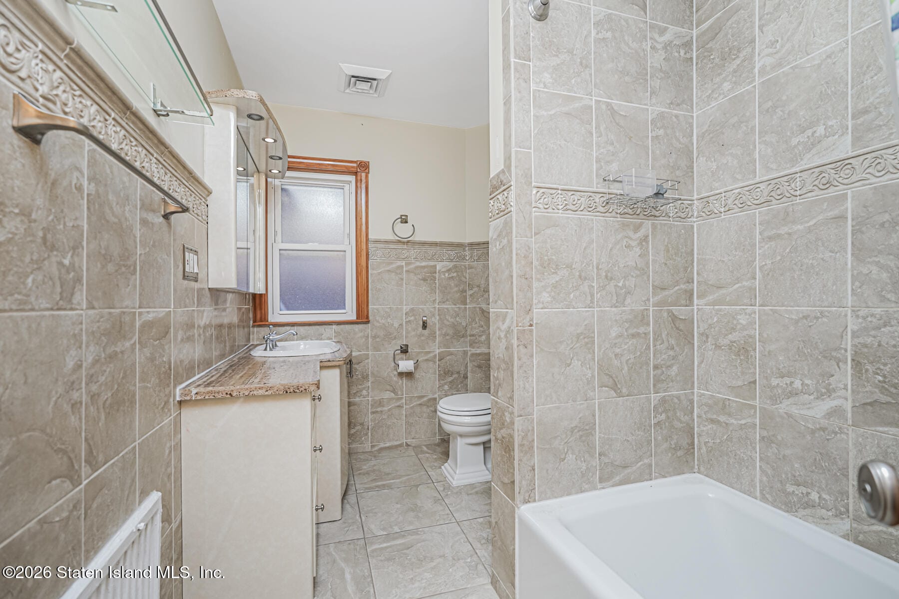 94 Hart Boulevard, Staten Island, NY, 10301 image 42