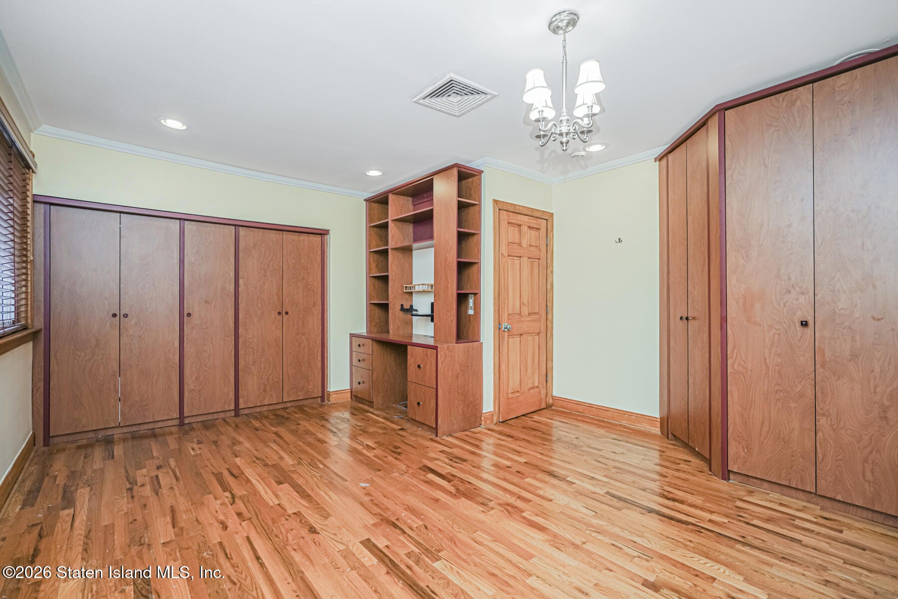 94 Hart Boulevard, Staten Island, NY, 10301 image 39