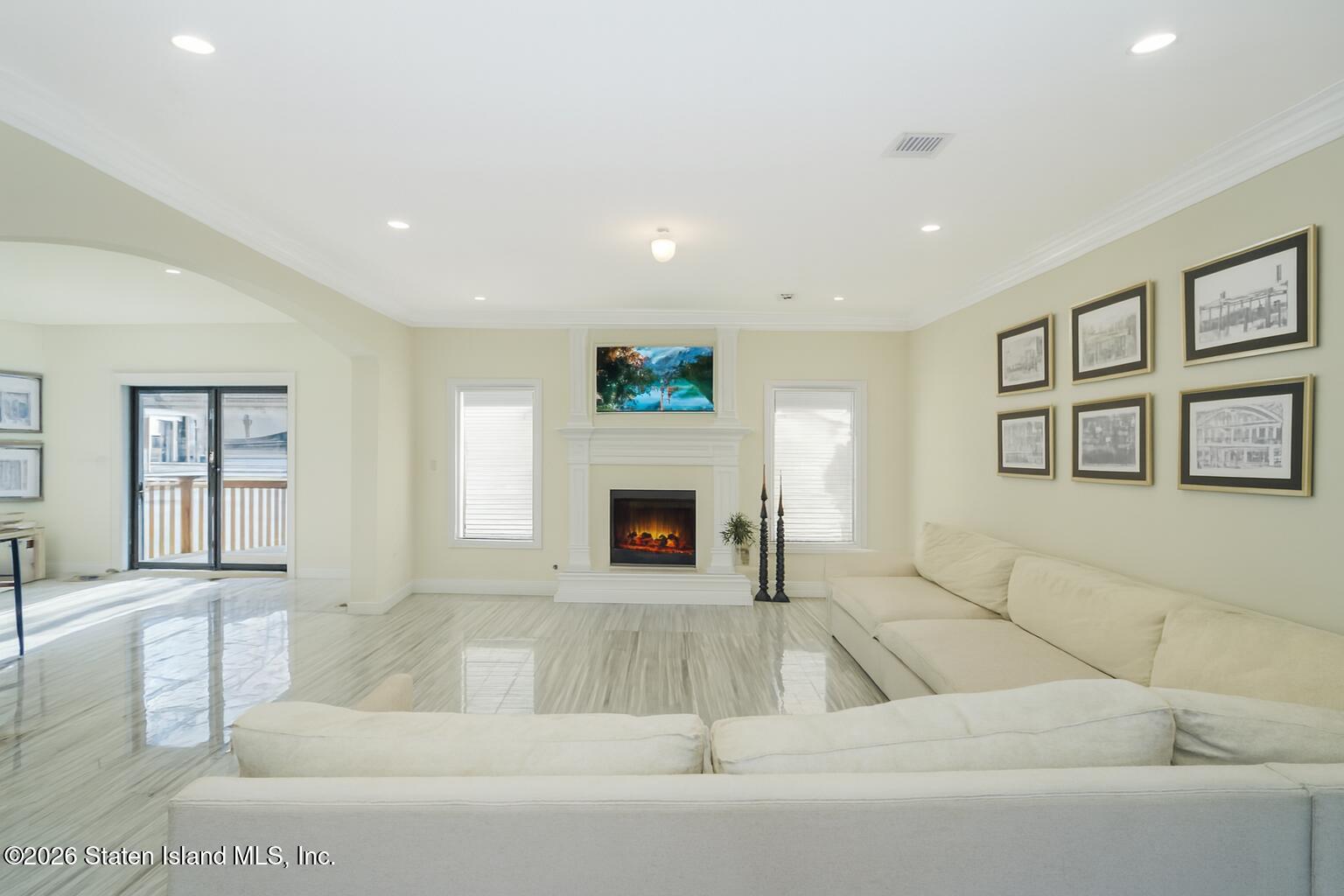 946 Edgegrove Avenue, Staten Island, NY, 10309 image 8