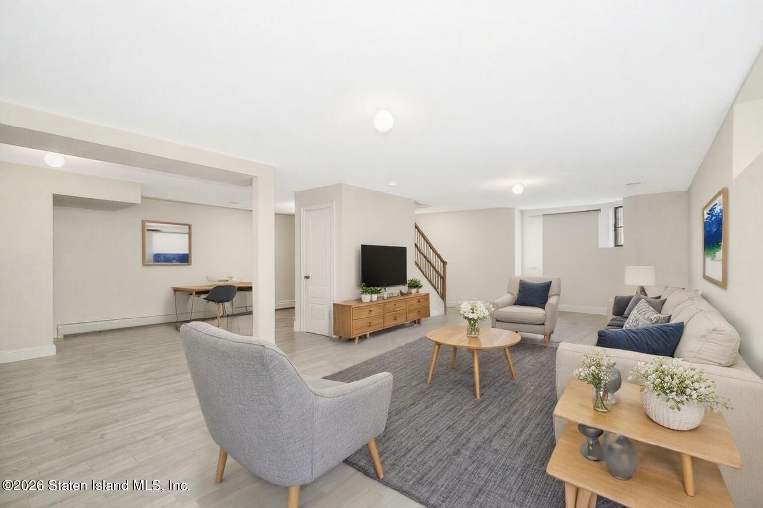 946 Edgegrove Avenue, Staten Island, NY, 10309 image 14