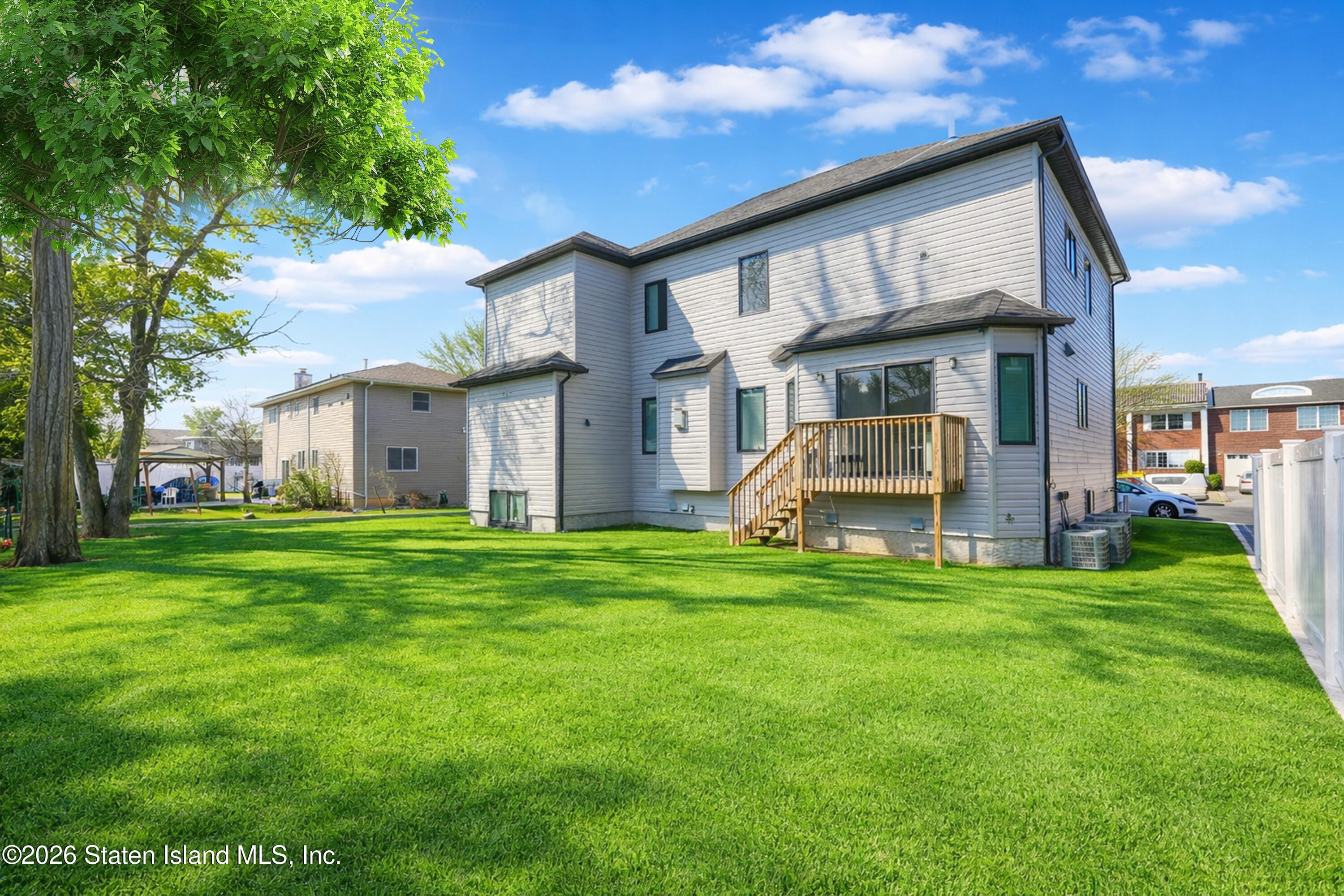 946 Edgegrove Avenue, Staten Island, NY, 10309 image 24