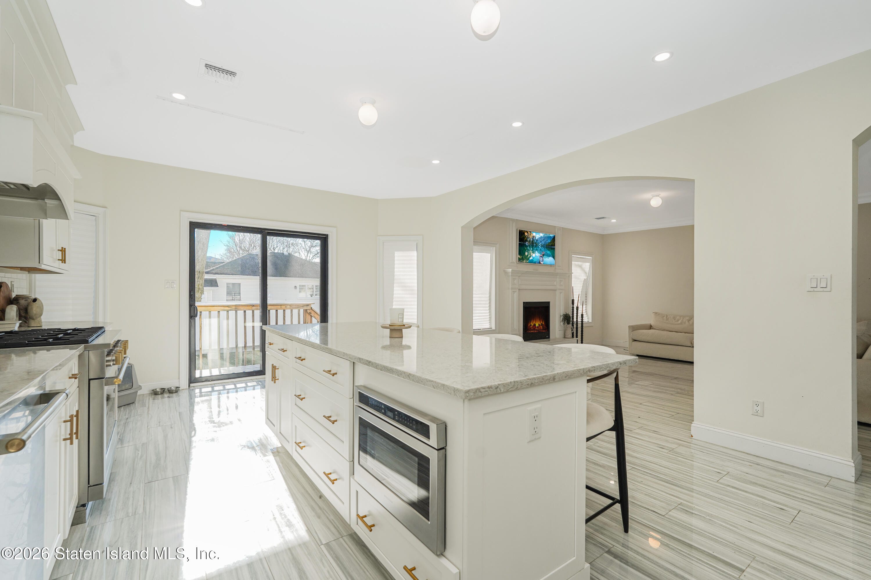 946 Edgegrove Avenue, Staten Island, NY, 10309 image 20