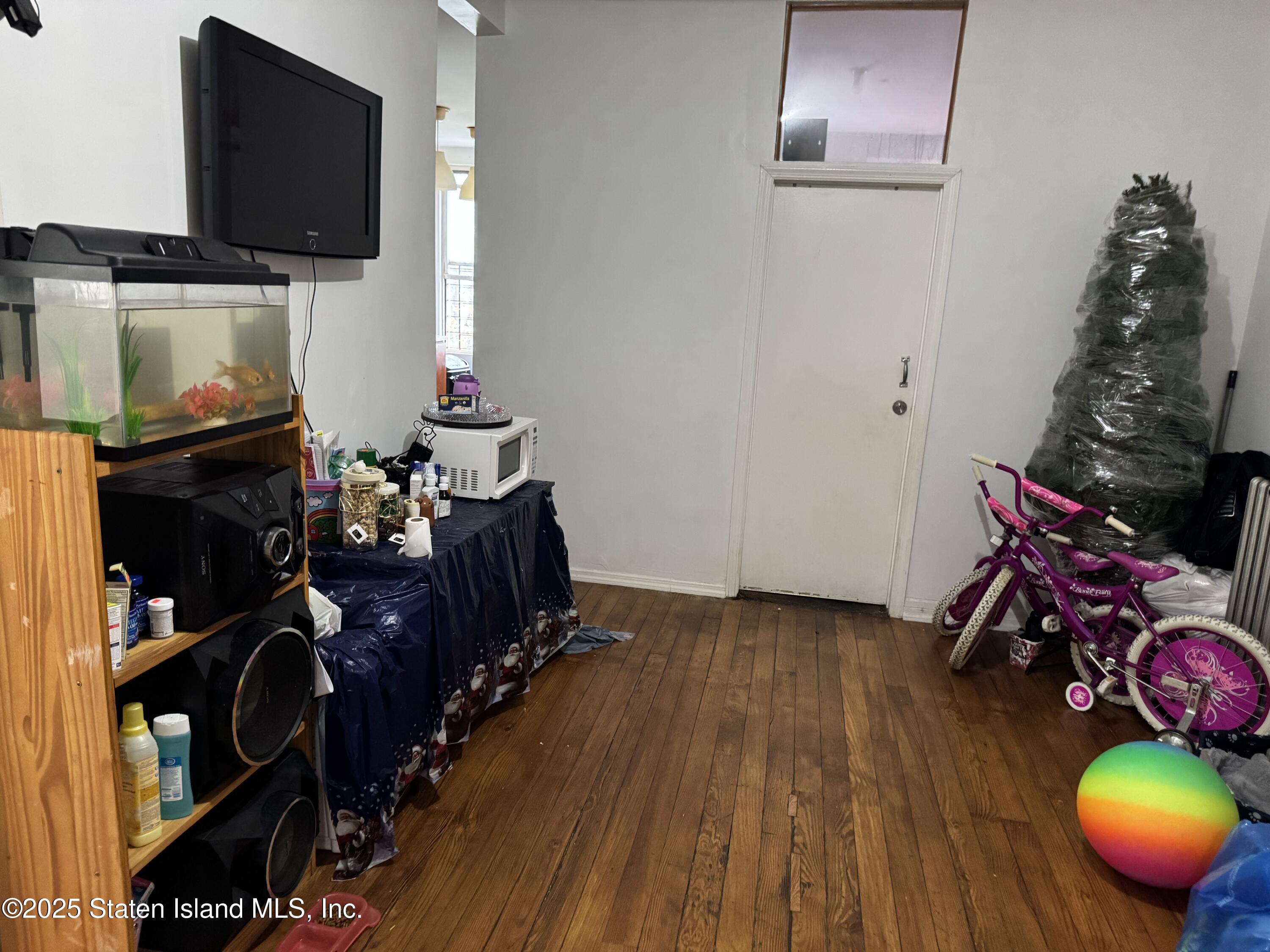 373 Bleecker Street, Brooklyn, NY, 11237 image 13