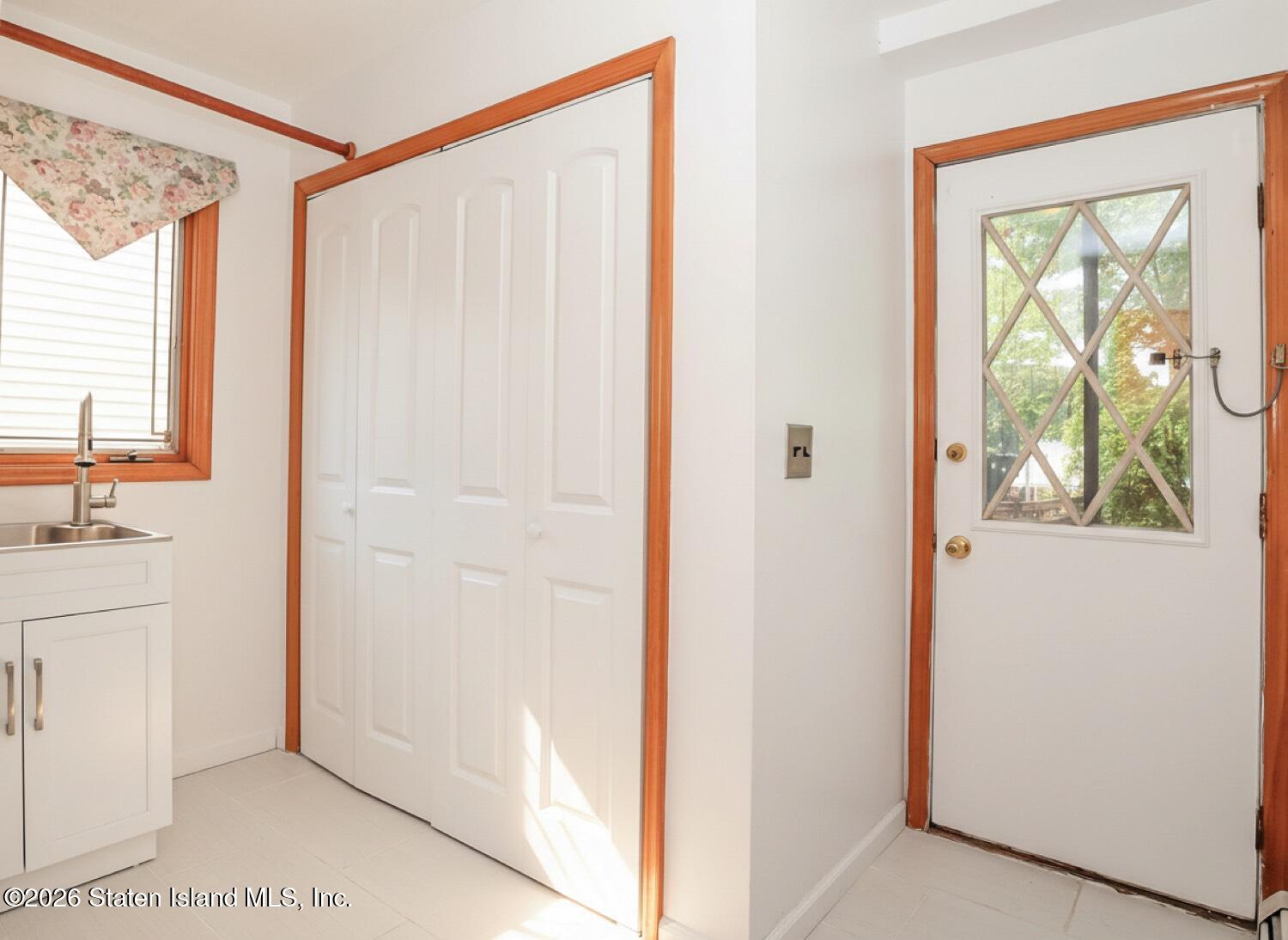 282 Boscombe Avenue, Staten Island, NY, 10309 image 26