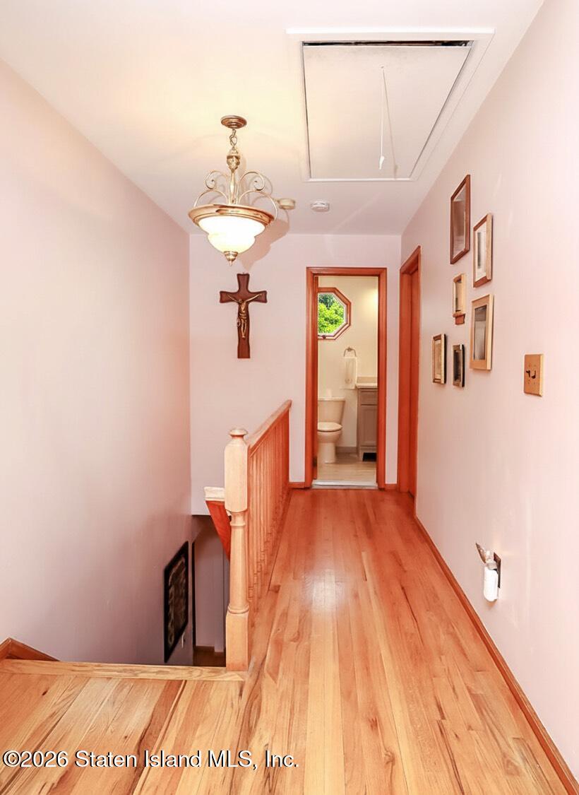 282 Boscombe Avenue, Staten Island, NY, 10309 image 16