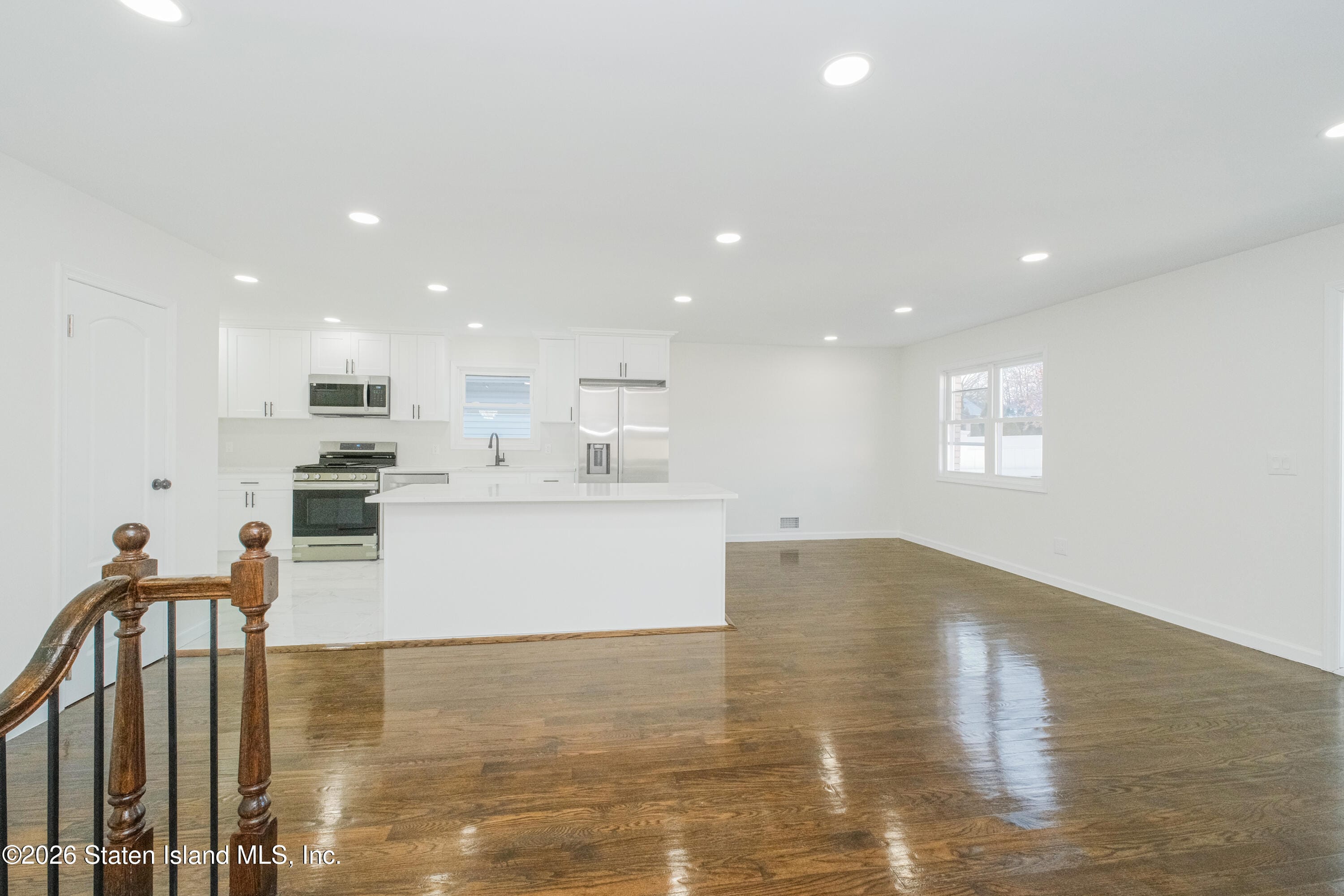 43 Country Woods Lane, Staten Island, NY, 10308 image 10