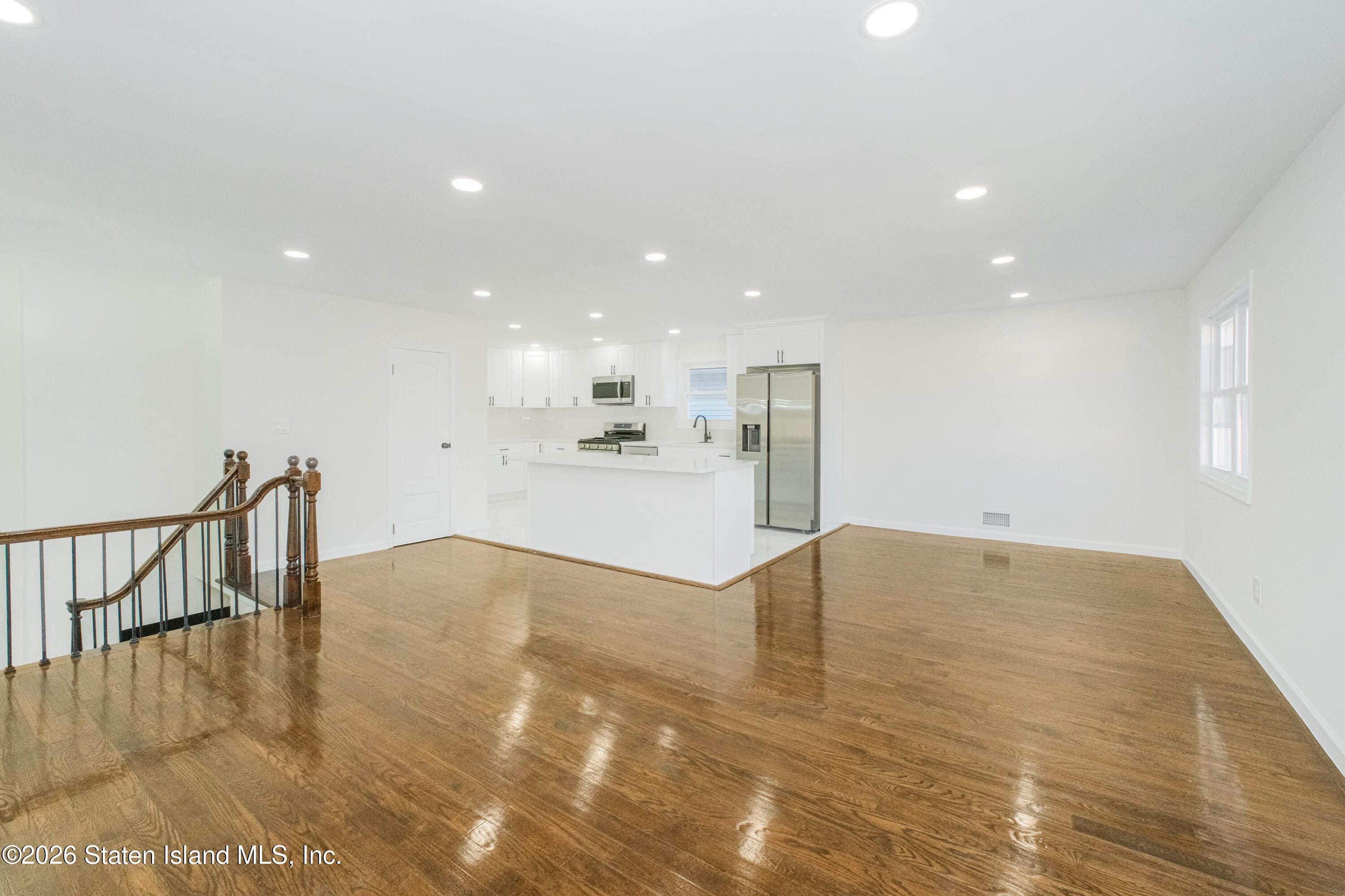 43 Country Woods Lane, Staten Island, NY, 10308 image 8