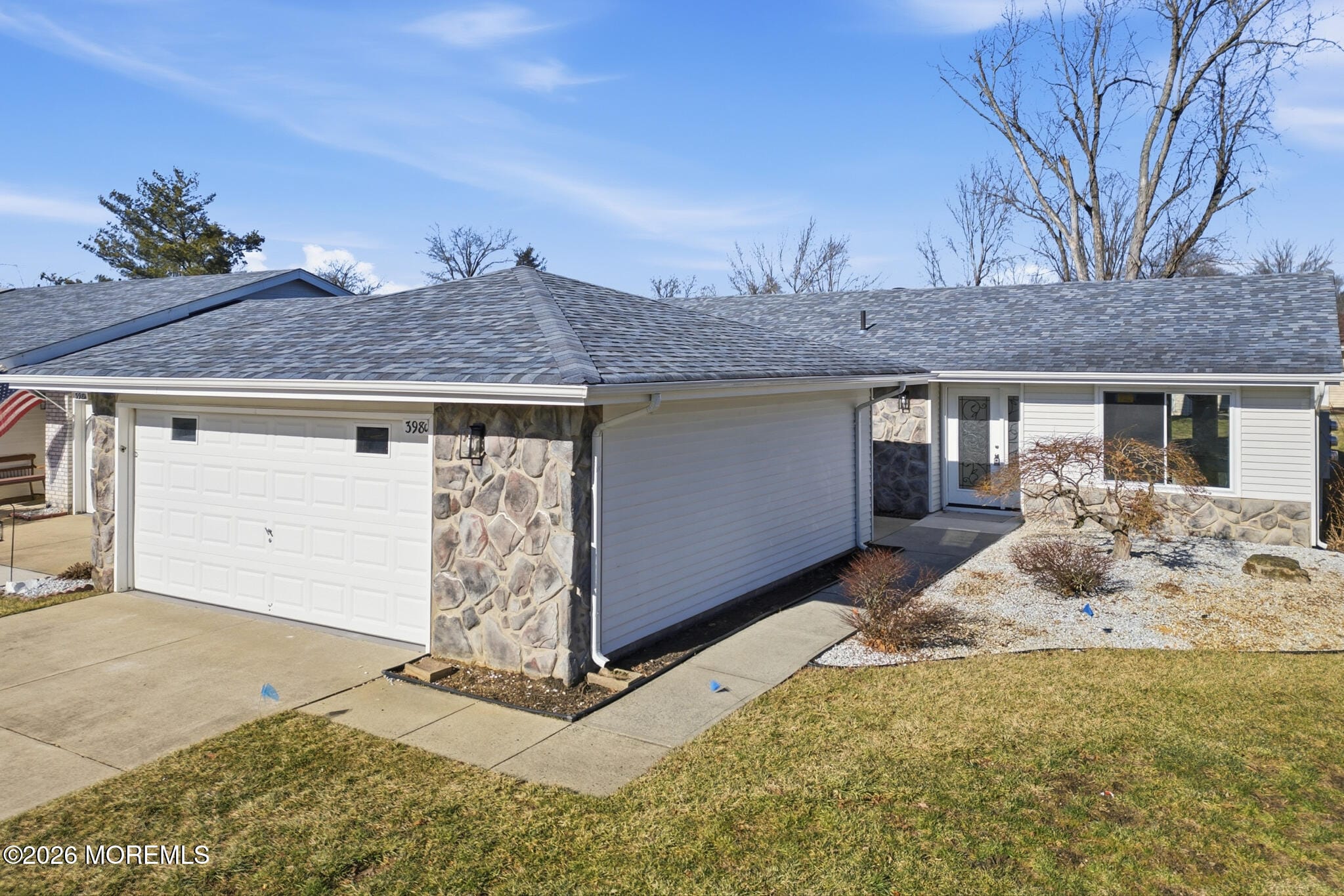 398 Fuchsia Plaza 398C Image 5