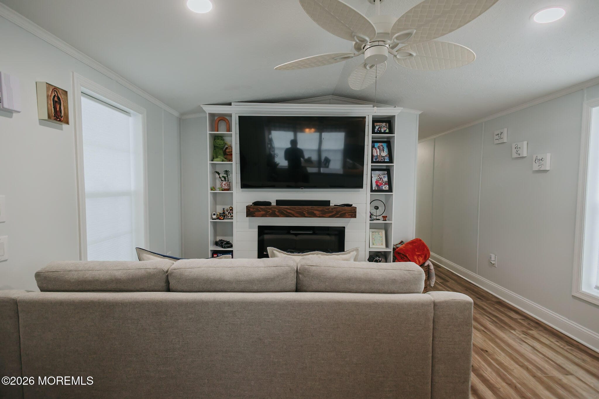 14 Locust Grove Image 4