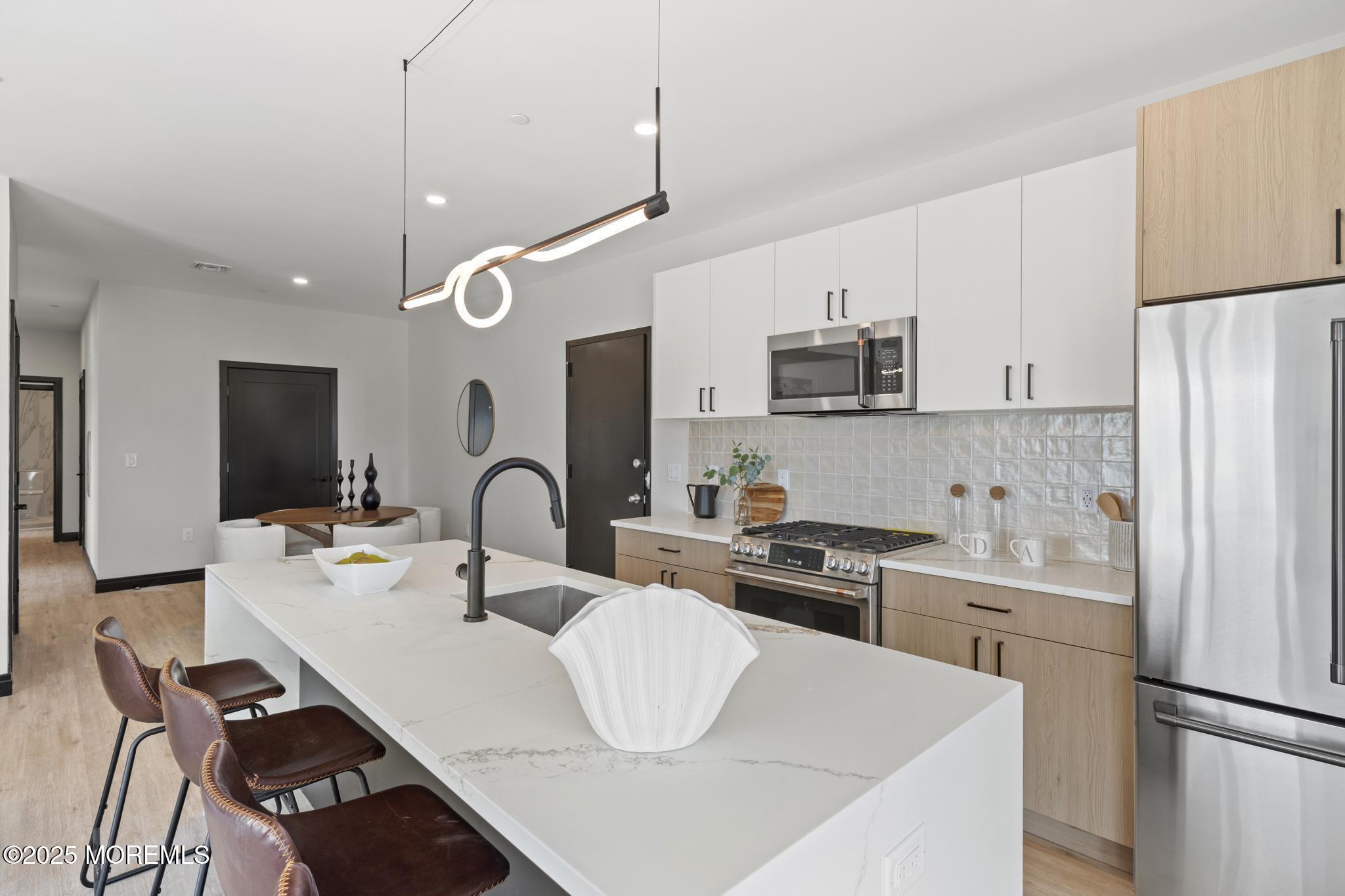 401 Boulevard 204 Image 5