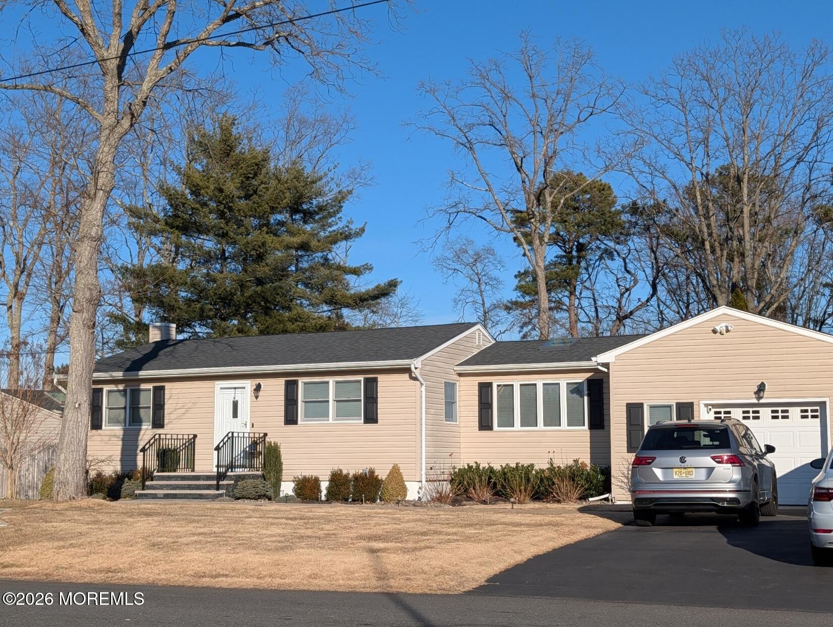 249 Essex Drive Image 2