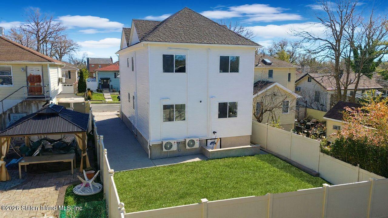 139 Detroit Avenue Image 3