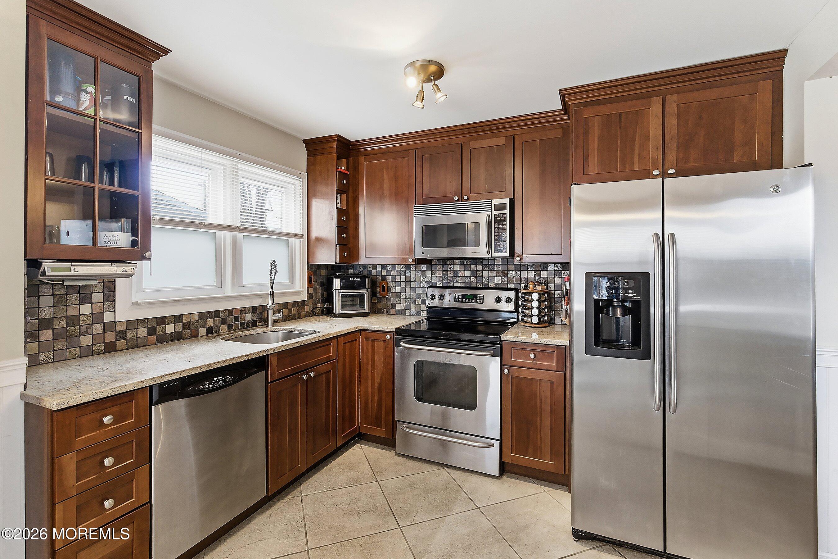 8 Sutphin Avenue, Matawan, NJ, 07747 image 12