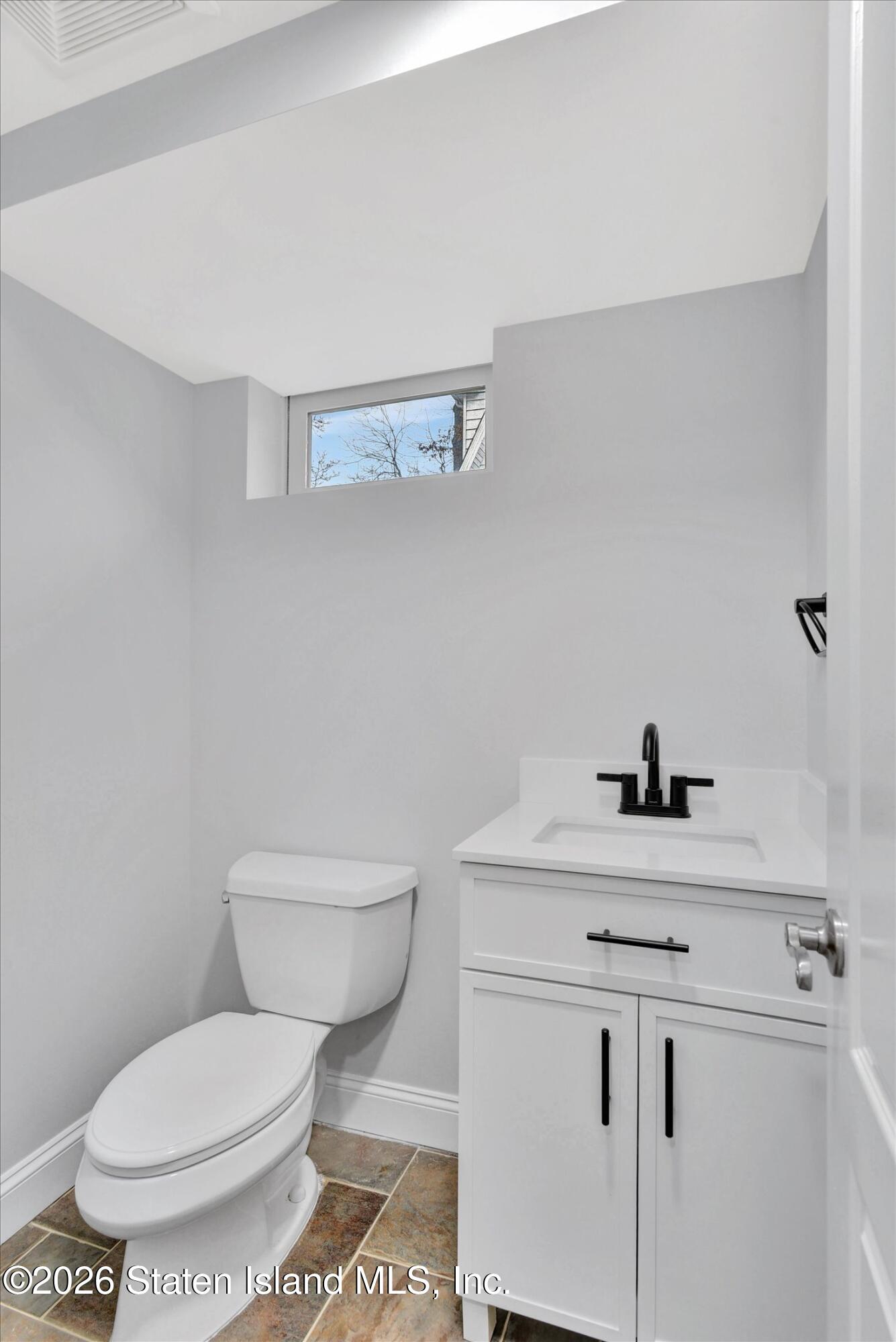 215 Lawrence Avenue, Staten Island, NY, 10310 image 27