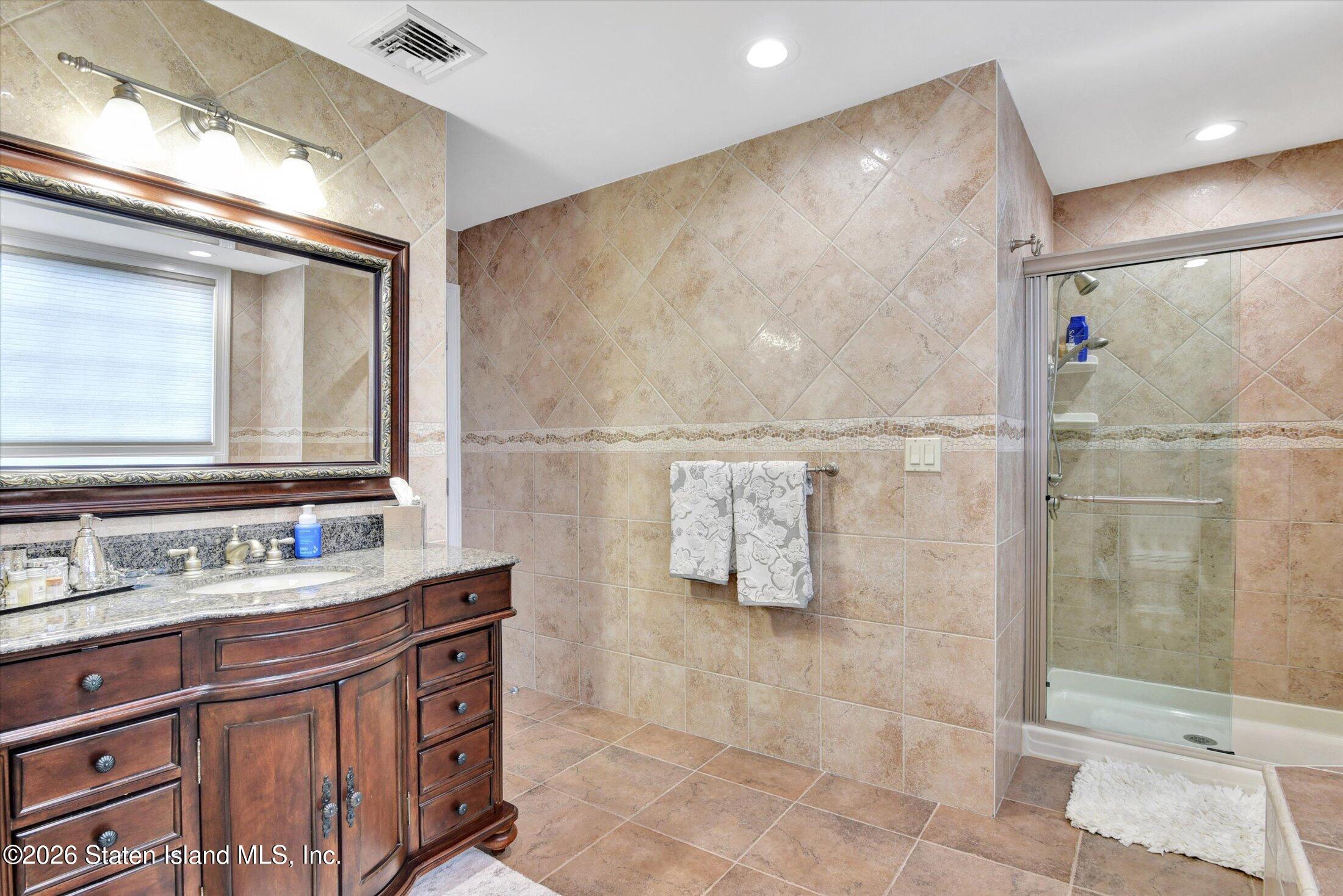 215 Lawrence Avenue, Staten Island, NY, 10310 image 25