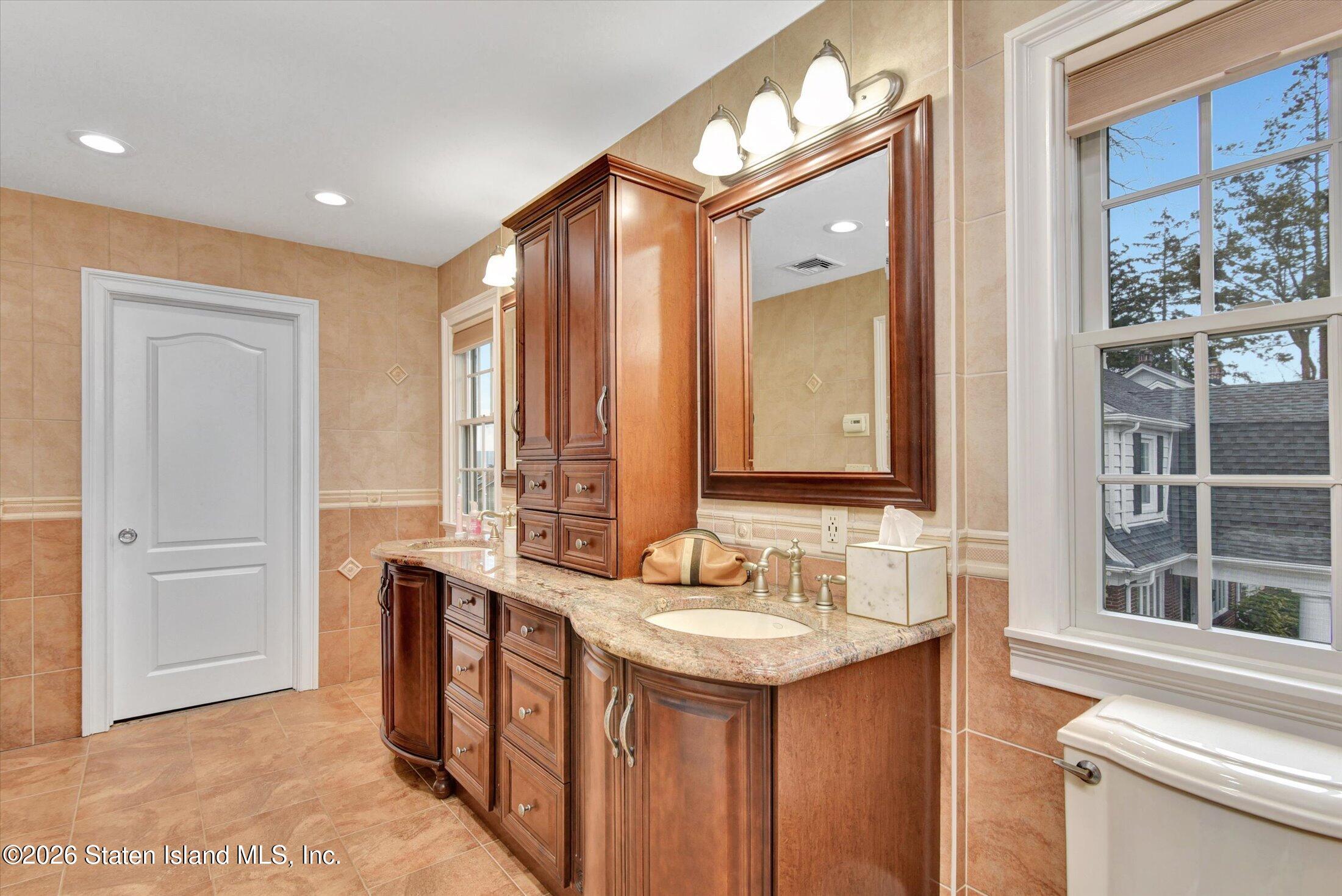 215 Lawrence Avenue, Staten Island, NY, 10310 image 20