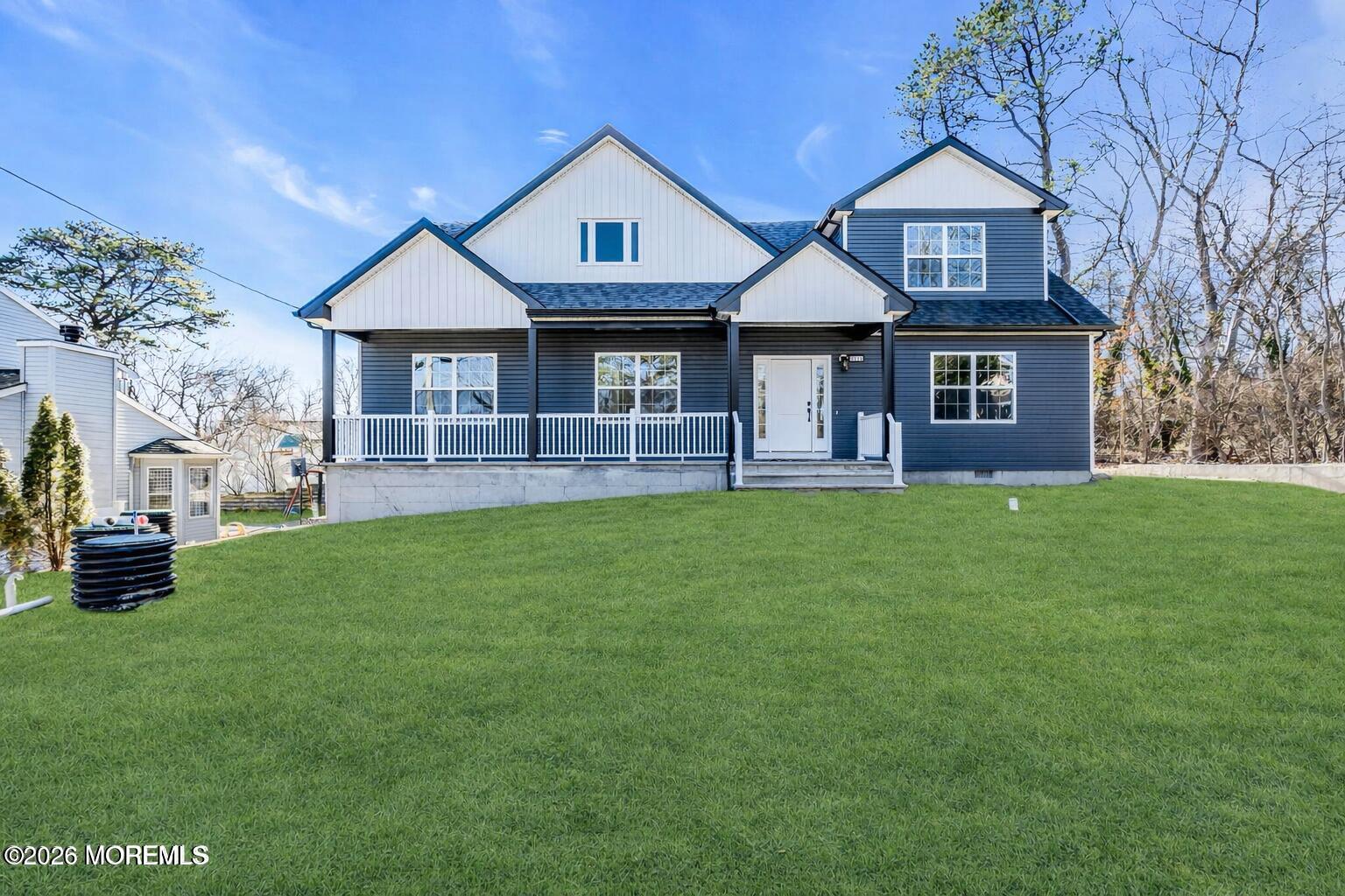 2016 Seventh Avenue Image 3