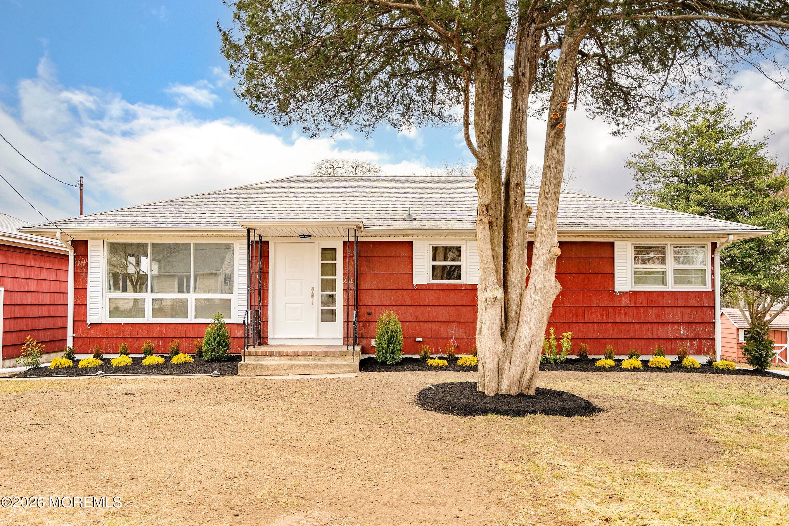 2710 Johnson Street Image 5