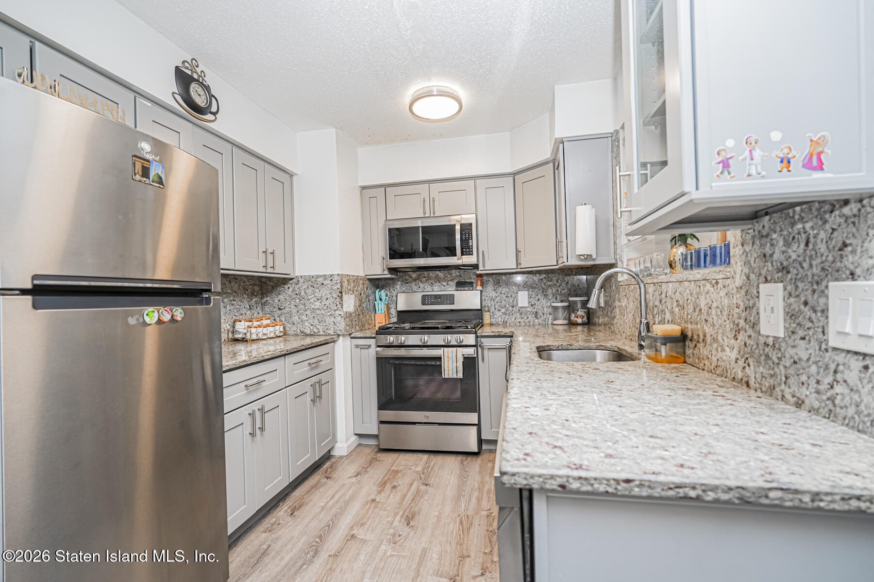 553 Ilyssa Way, Staten Island, NY, 10312 image 6