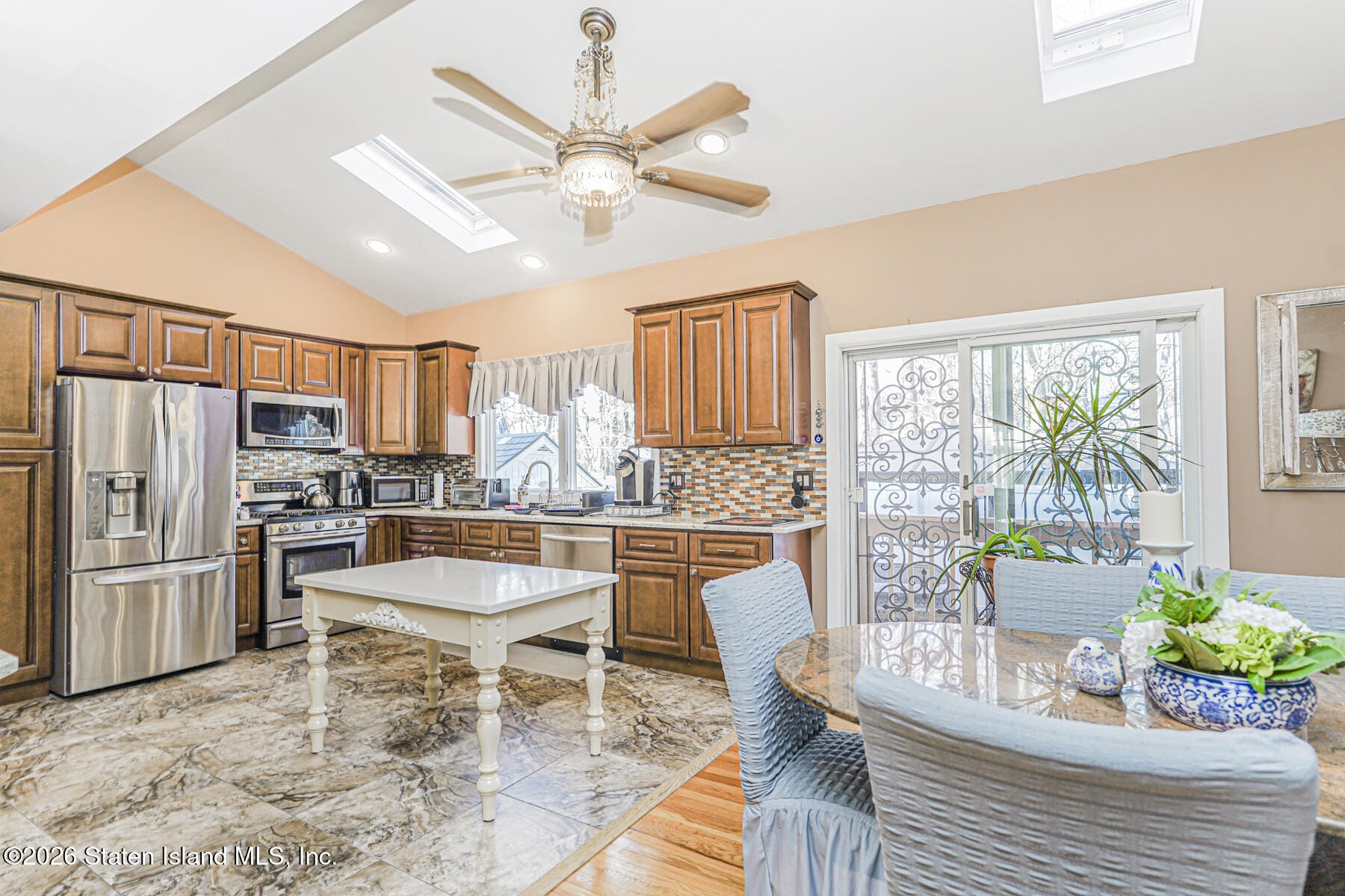 103 S Railroad Street, Staten Island, NY, 10312 image 9