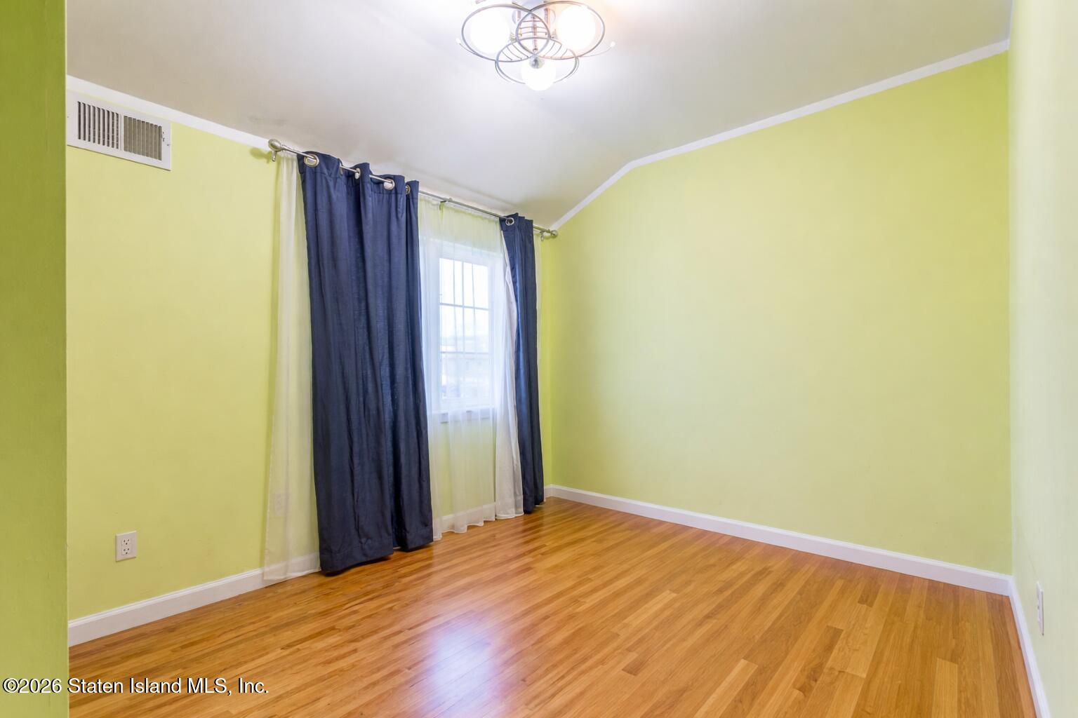 437 Laconia Avenue, Staten Island, NY, 10305 image 23