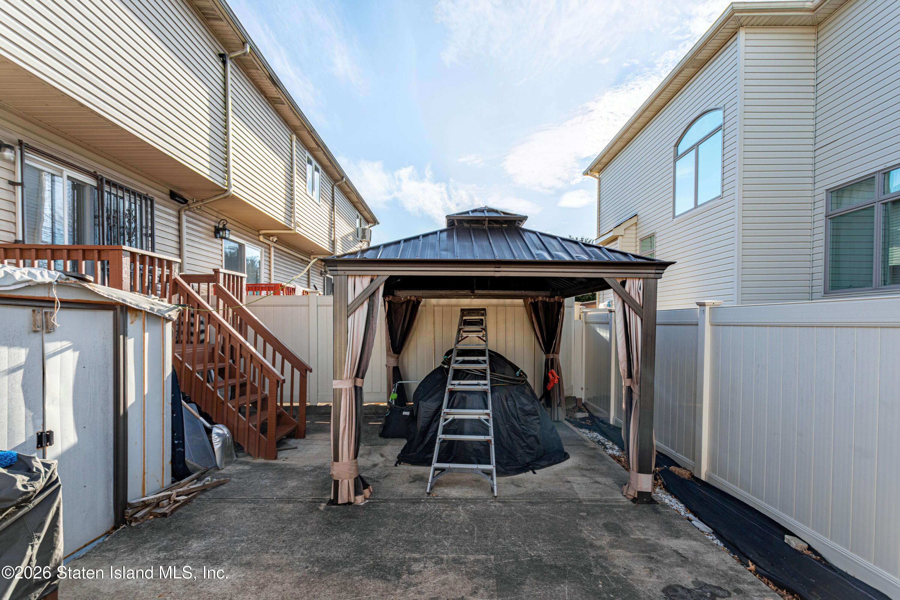 437 Laconia Avenue, Staten Island, NY, 10305 image 33