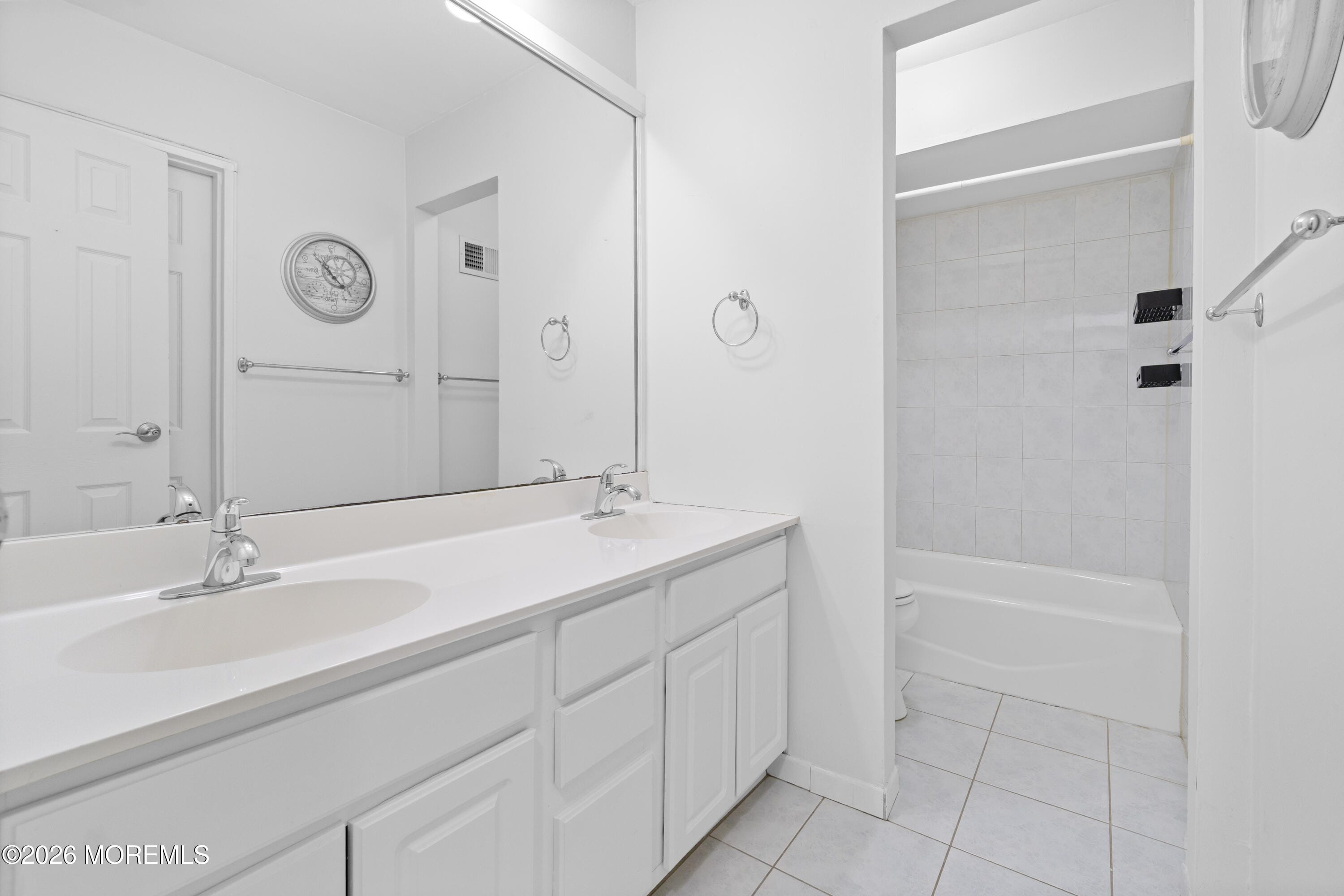 200 Portland Road D12, Highlands, NJ, 07732 image 14