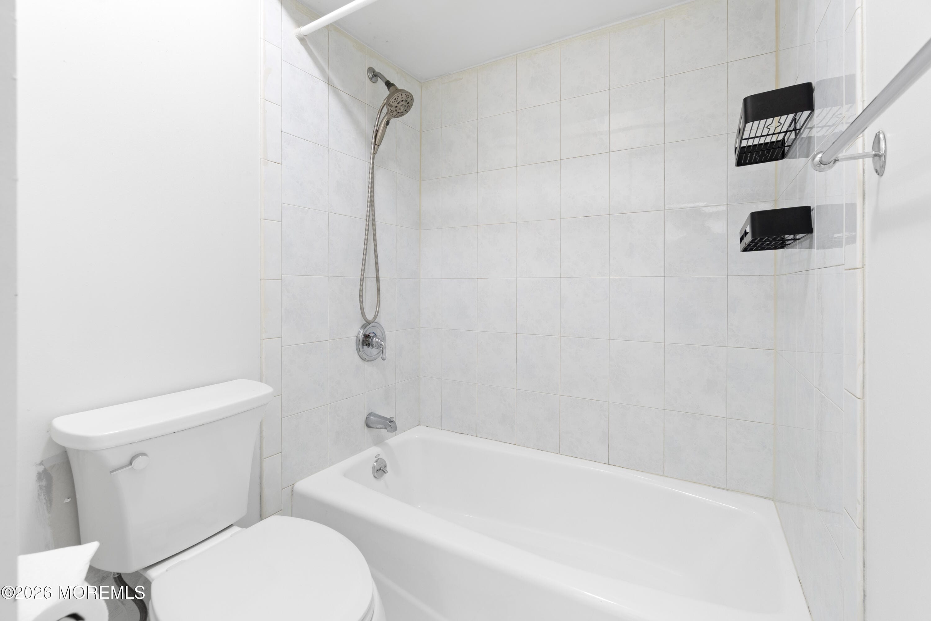 200 Portland Road D12, Highlands, NJ, 07732 image 15