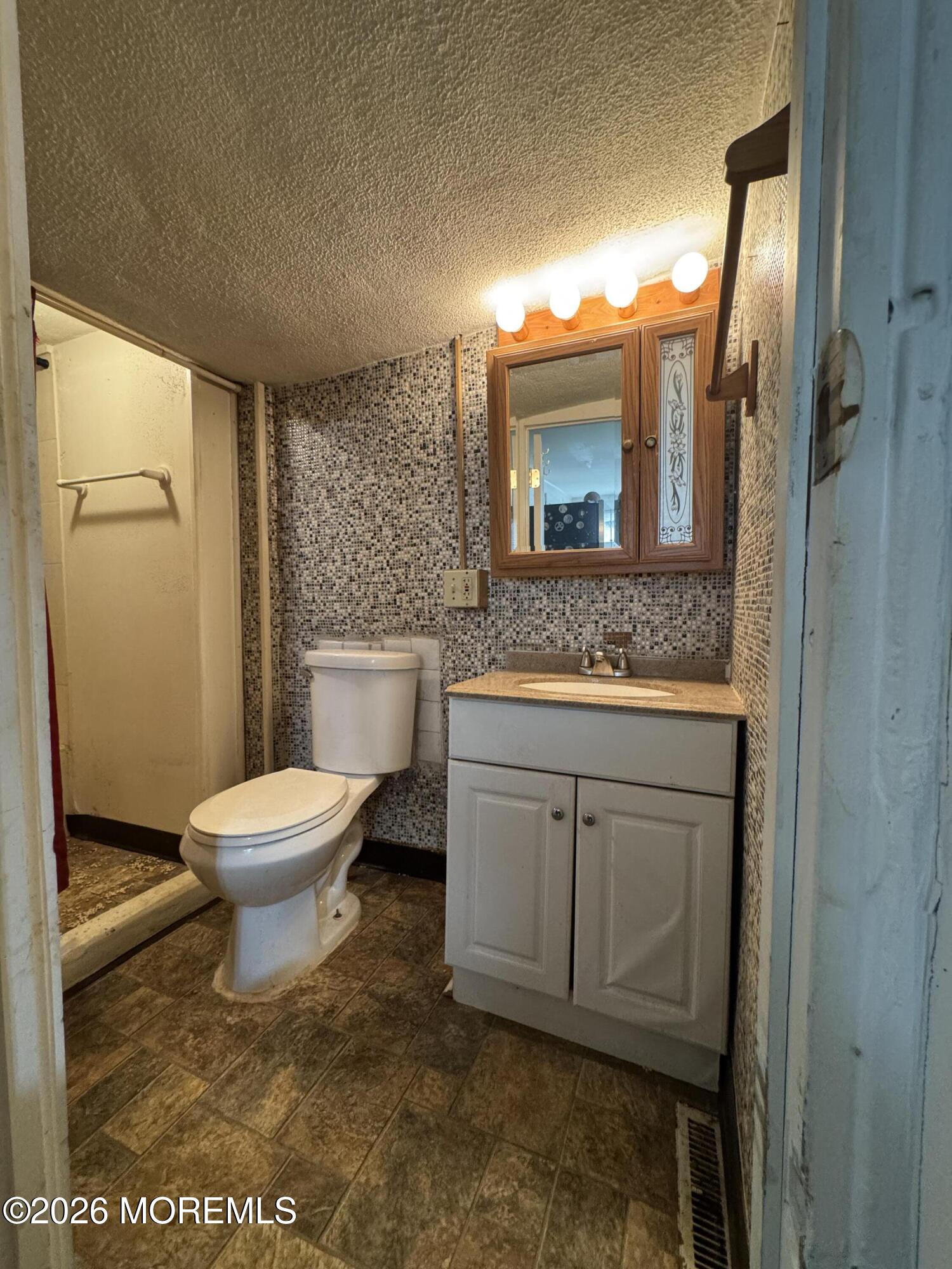 8 Shadynook Street, Keansburg, NJ, 07734 image 10