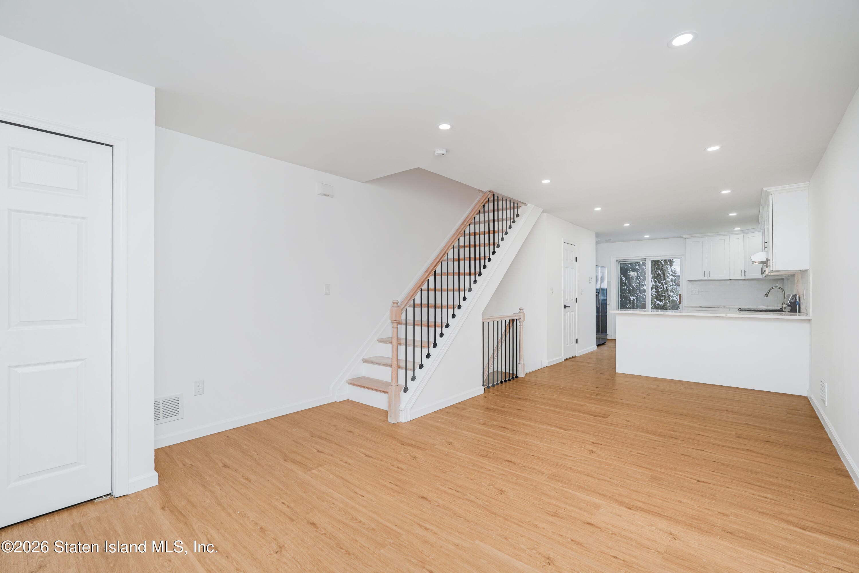 48 Studio Lane, Staten Island, NY, 10304 image 7
