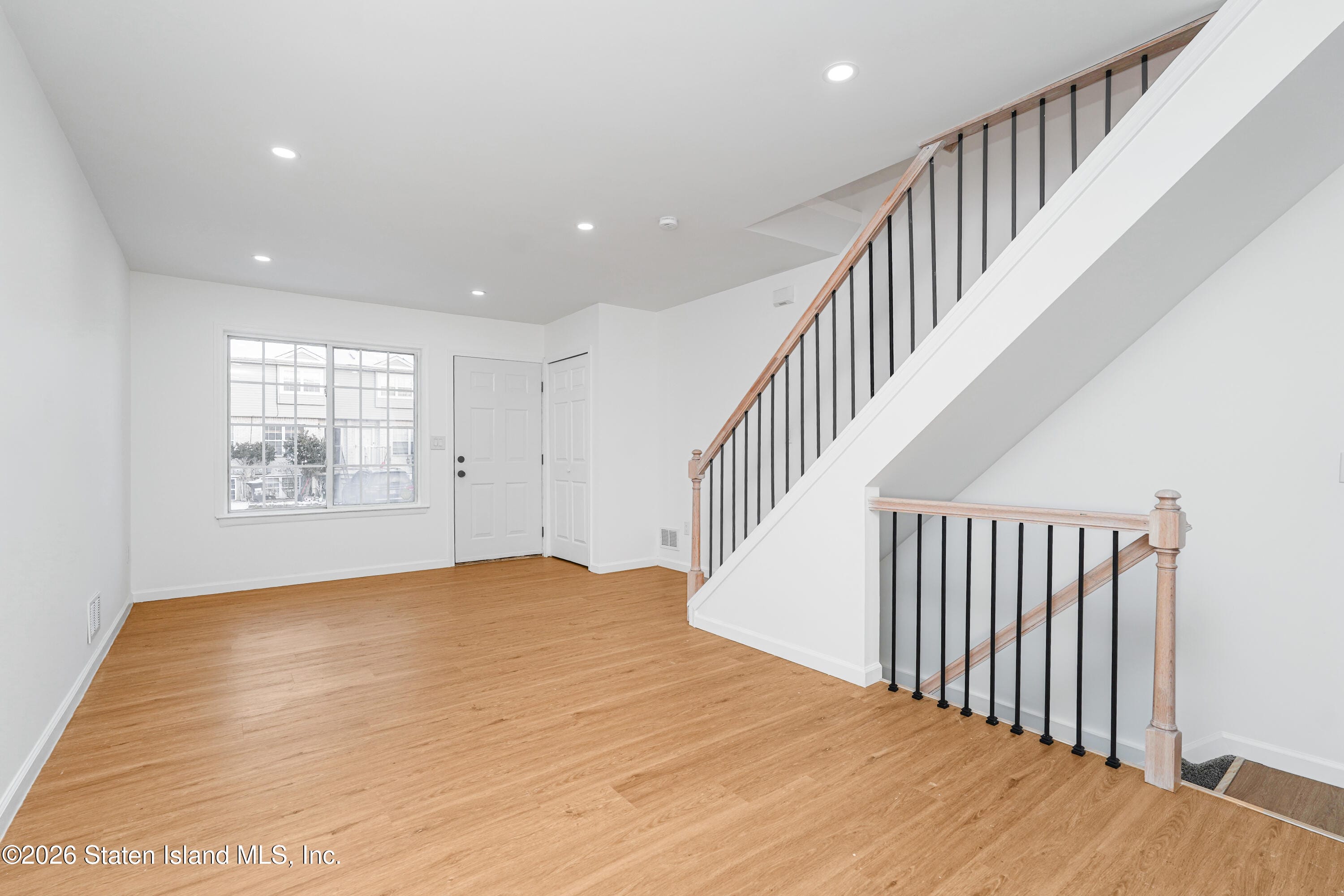 48 Studio Lane, Staten Island, NY, 10304 image 10