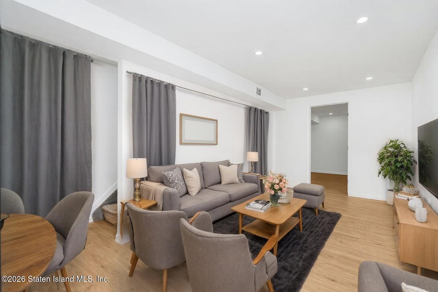 48 Studio Lane, Staten Island, NY, 10304 image 37