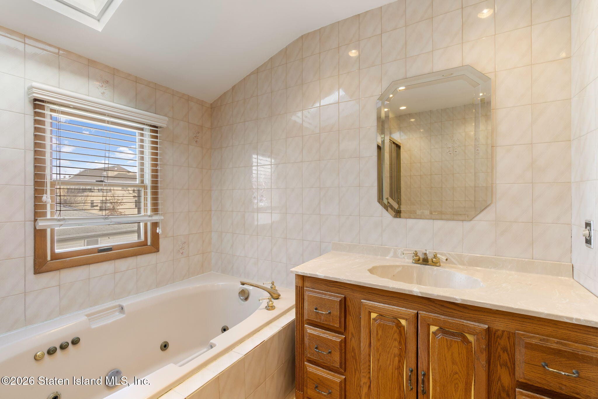 11 White Street, Staten Island, NY, 10305 image 26