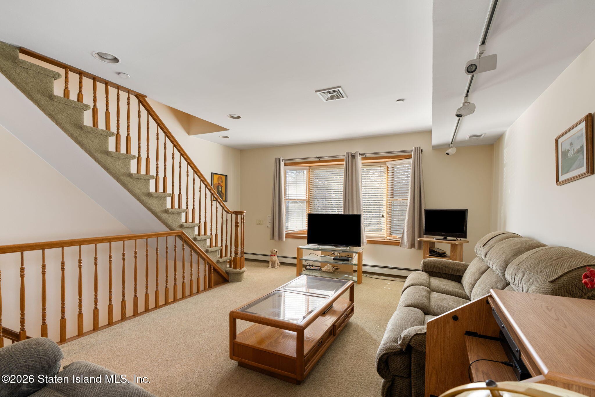 11 White Street Image 3