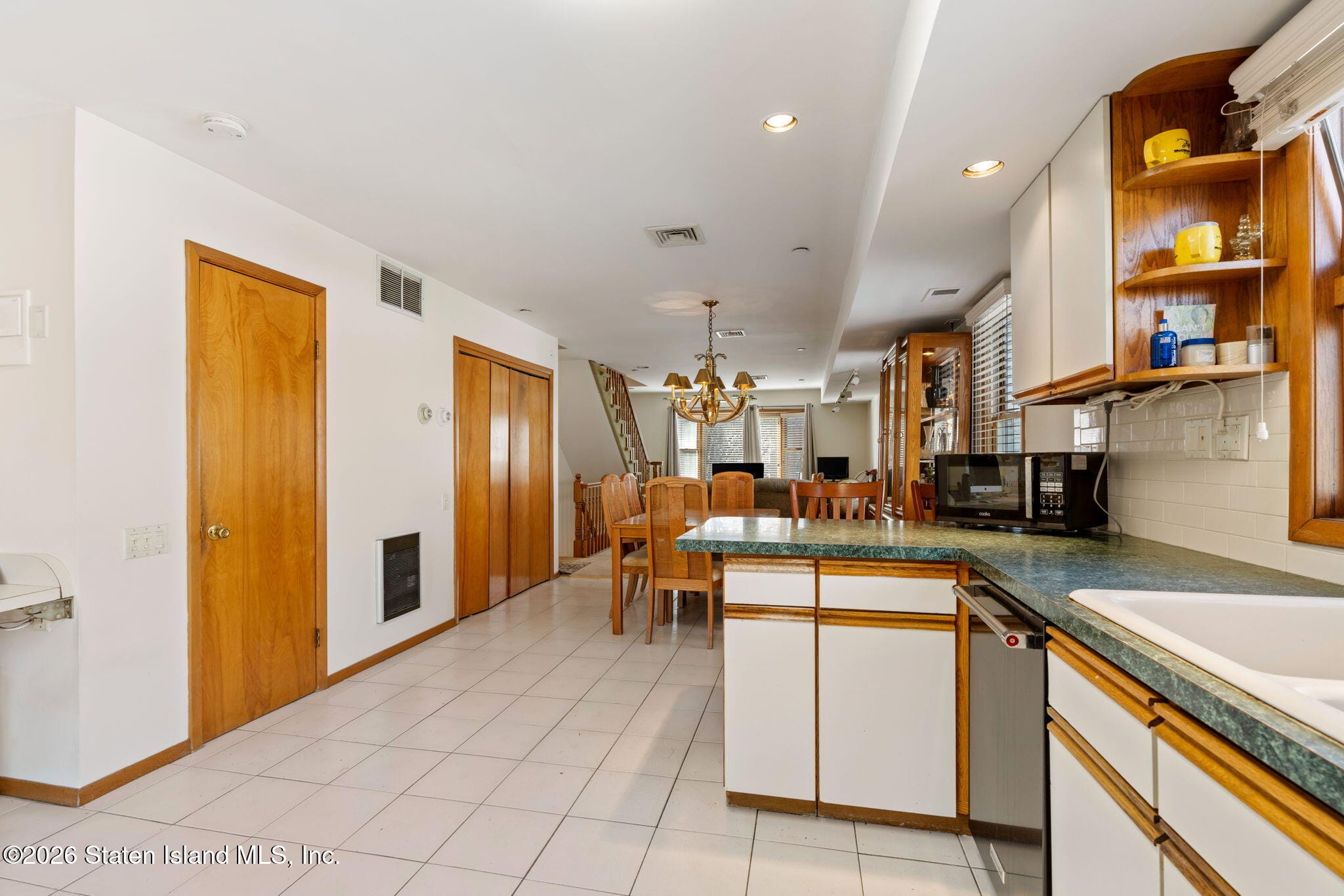 11 White Street, Staten Island, NY, 10305 image 9