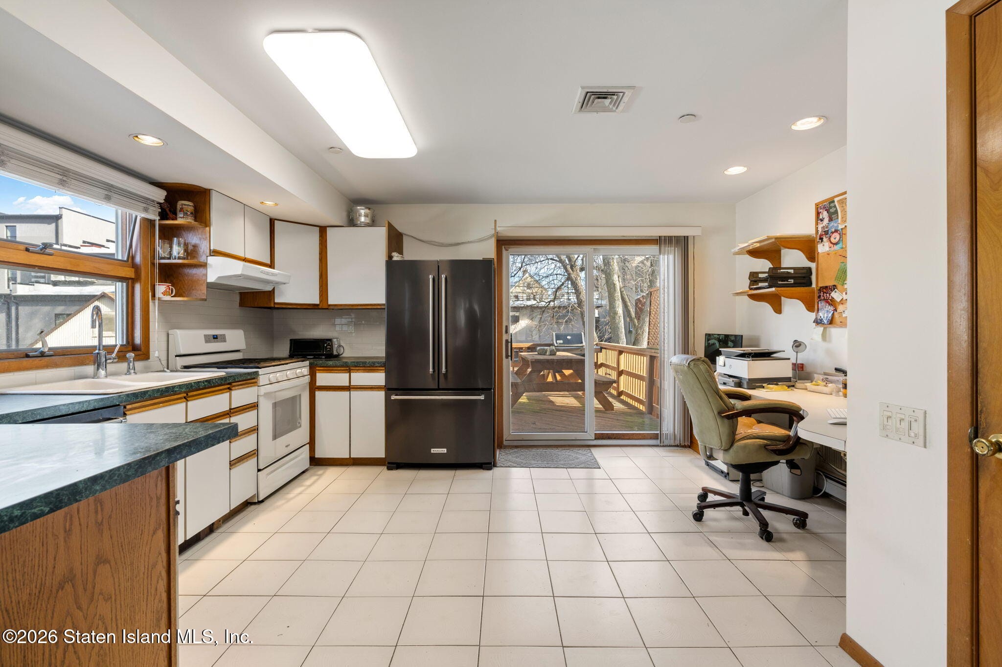 11 White Street, Staten Island, NY, 10305 image 14