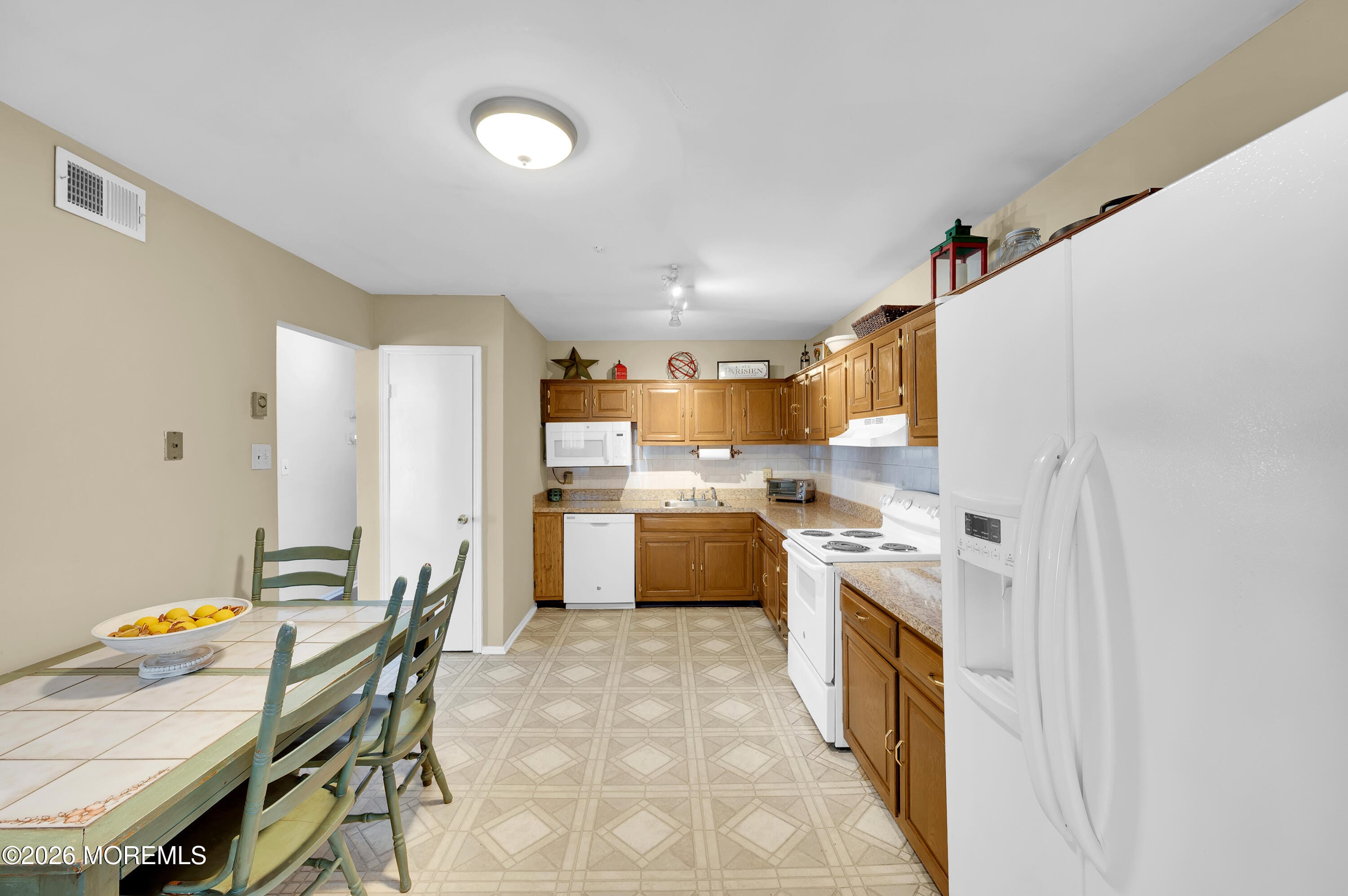 166 Cours De Lorraine D, Freehold, NJ, 07728 image 17