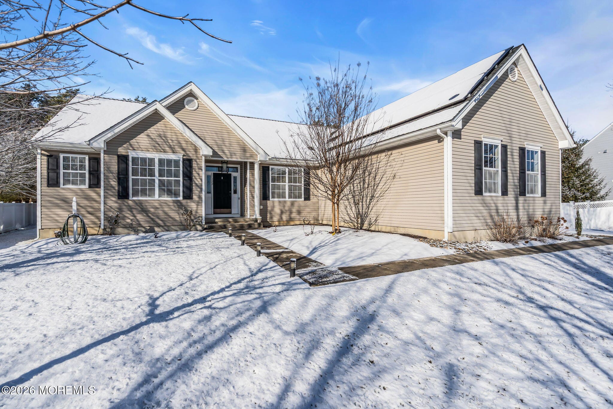 122 Rockrimmon Boulevard Image 2