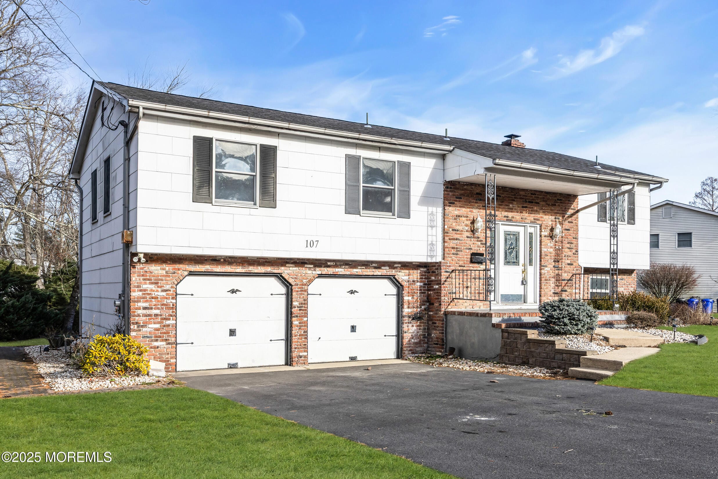 107 Old Bridge Drive Image 4