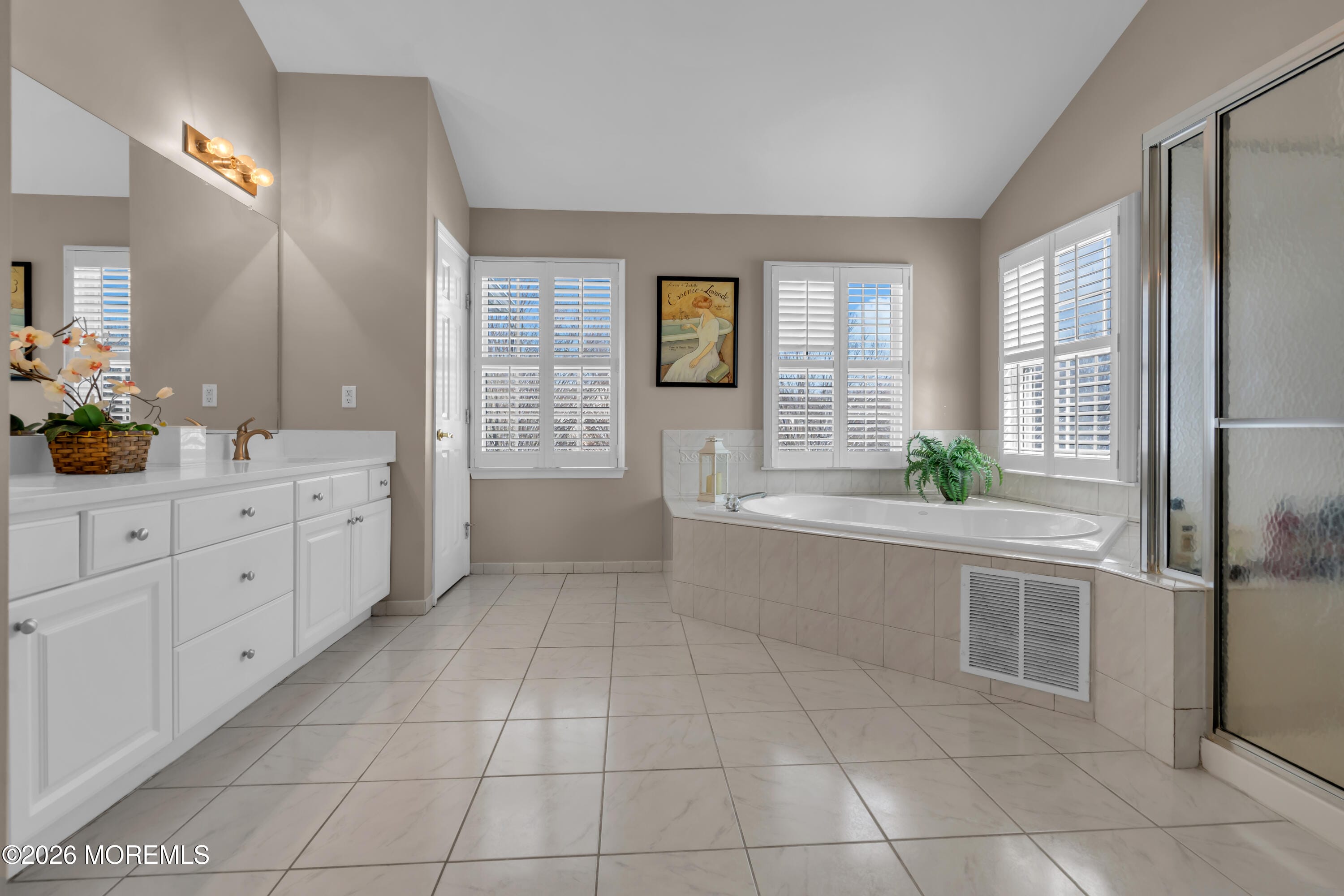 102 Blue Jay Court, Manalapan, NJ, 07726 image 24