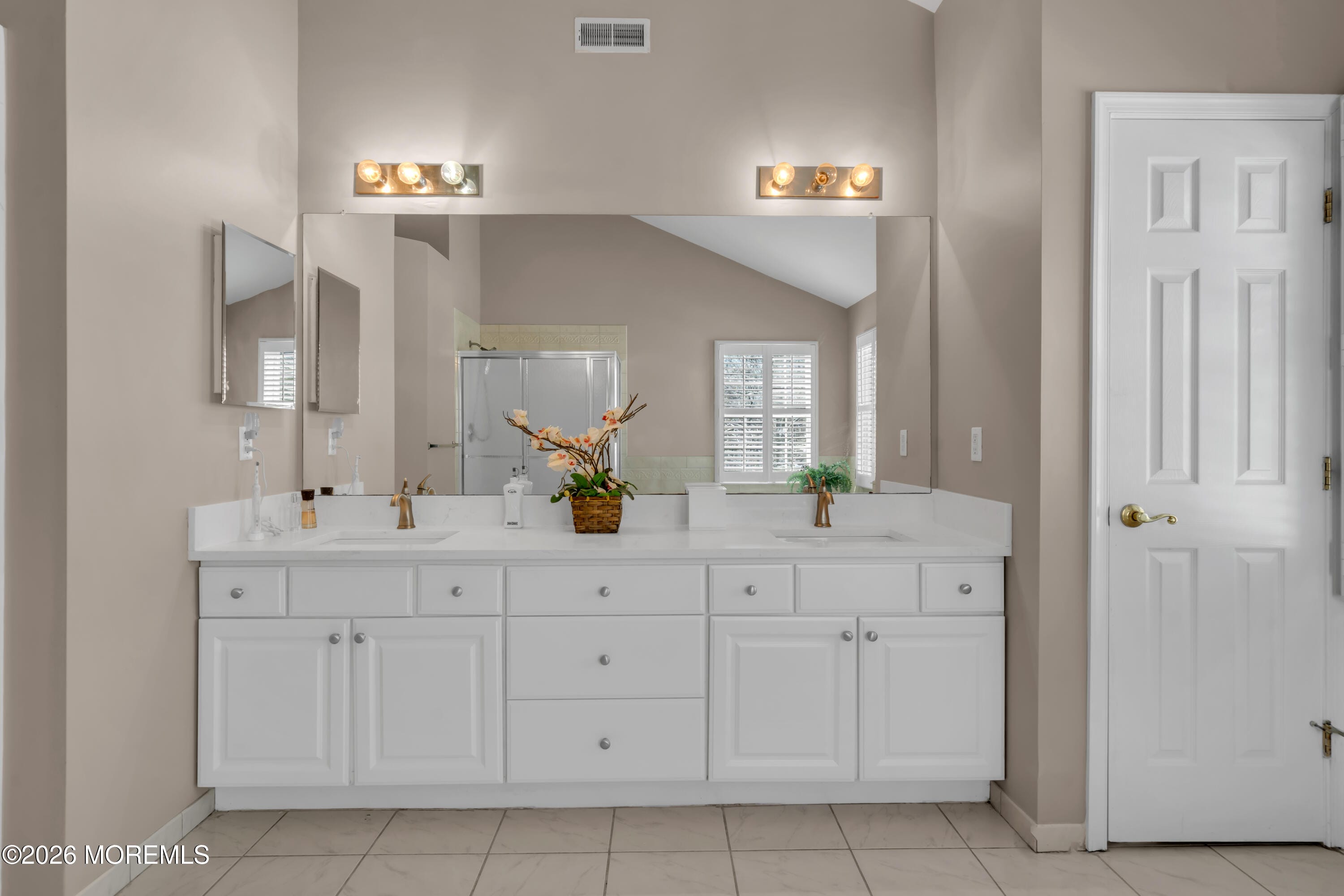 102 Blue Jay Court, Manalapan, NJ, 07726 image 25