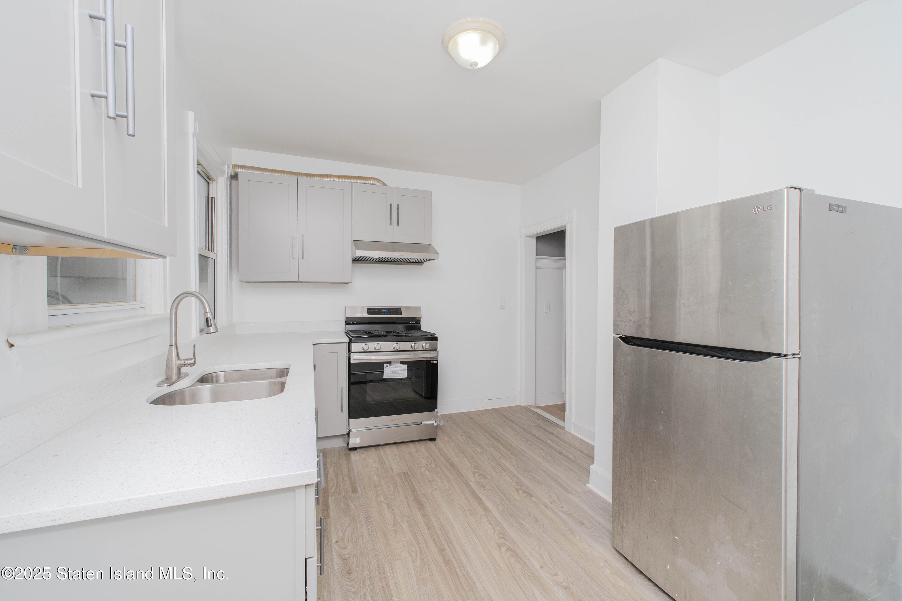 416 Westervelt Avenue, Staten Island, NY, 10301 image 24