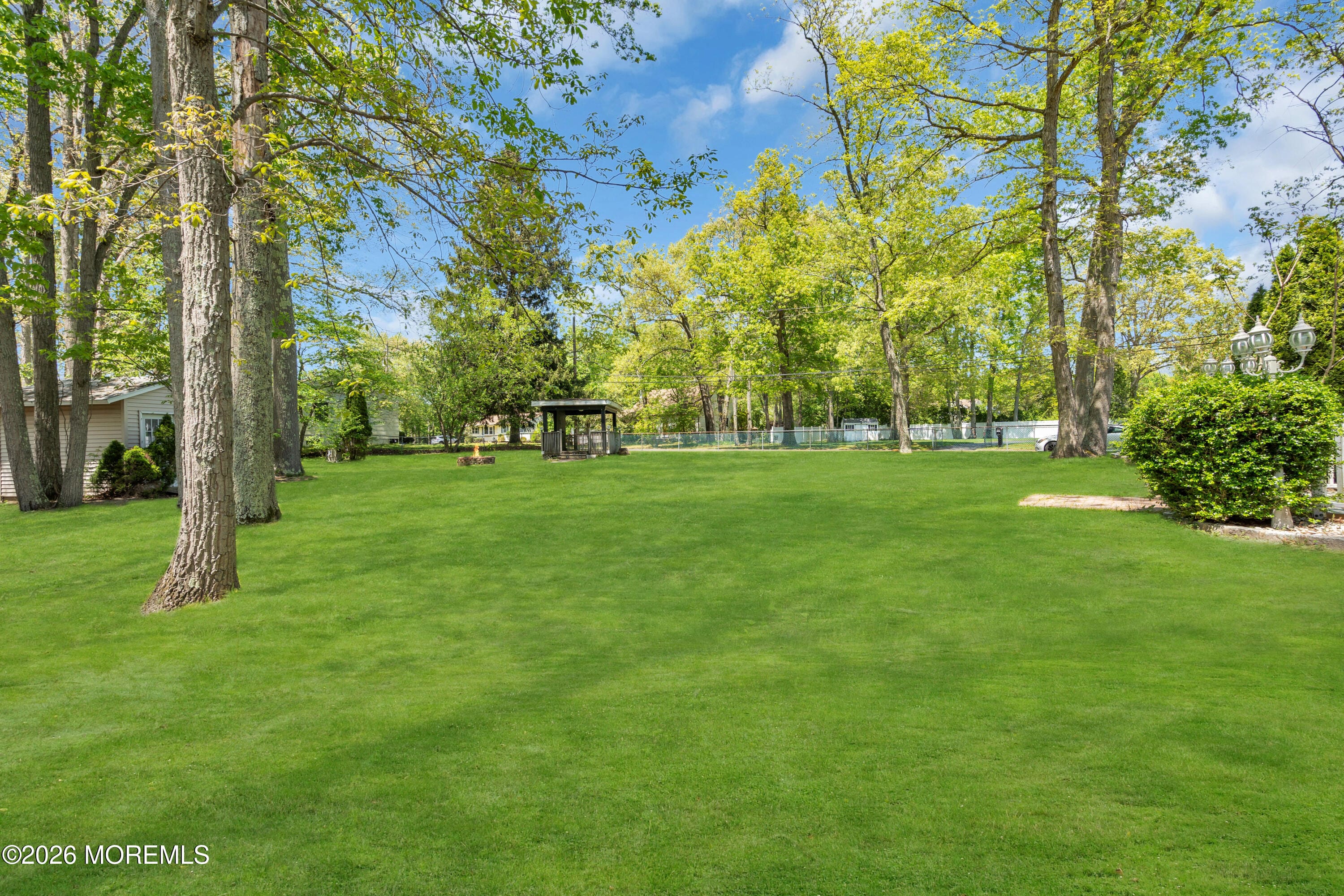 400 Diamond Road Image 3